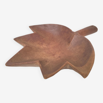 Solid wood basket tray leaf shape