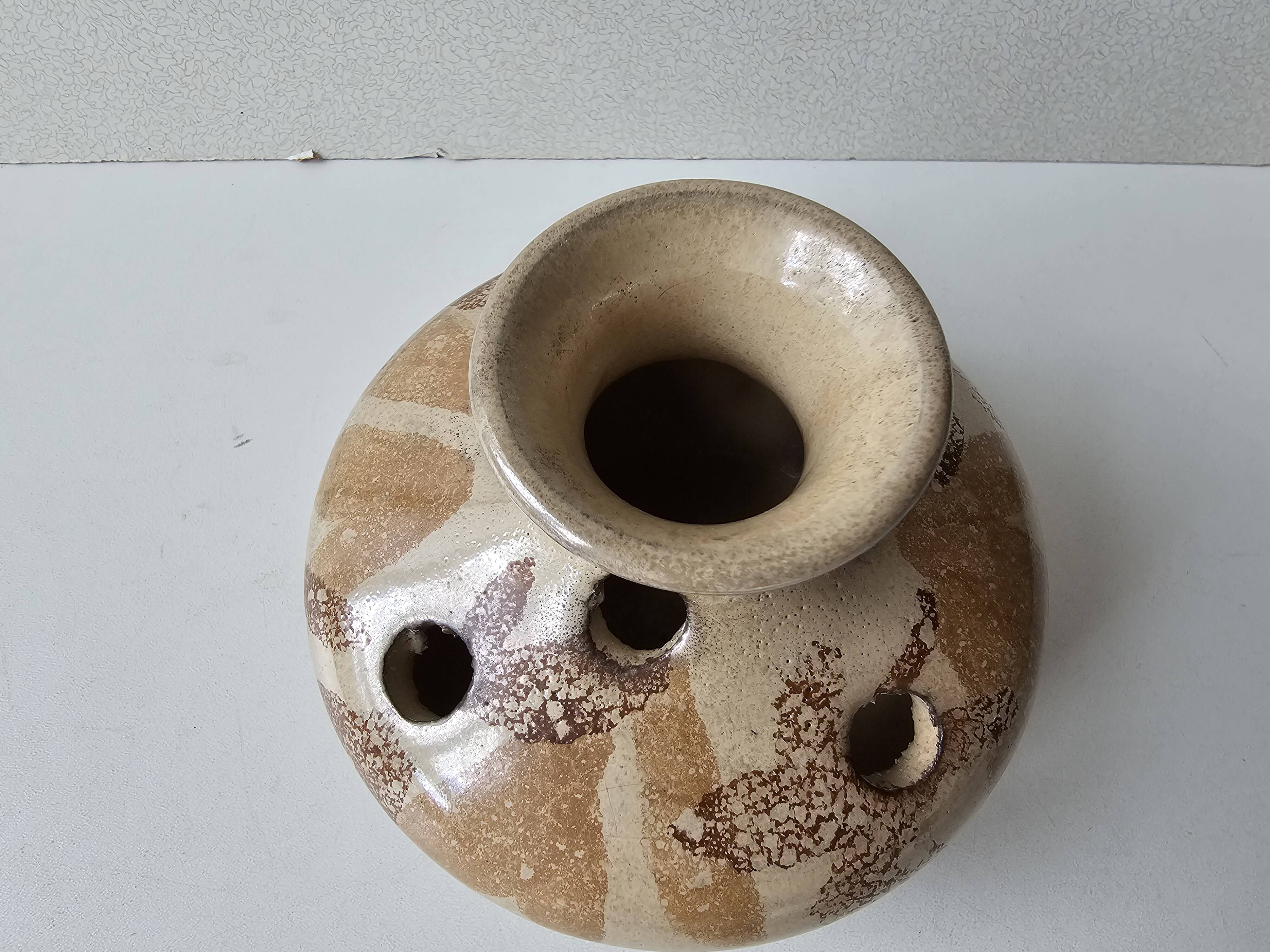 Ceramic flower vase Signed La Roue (Vallauris)