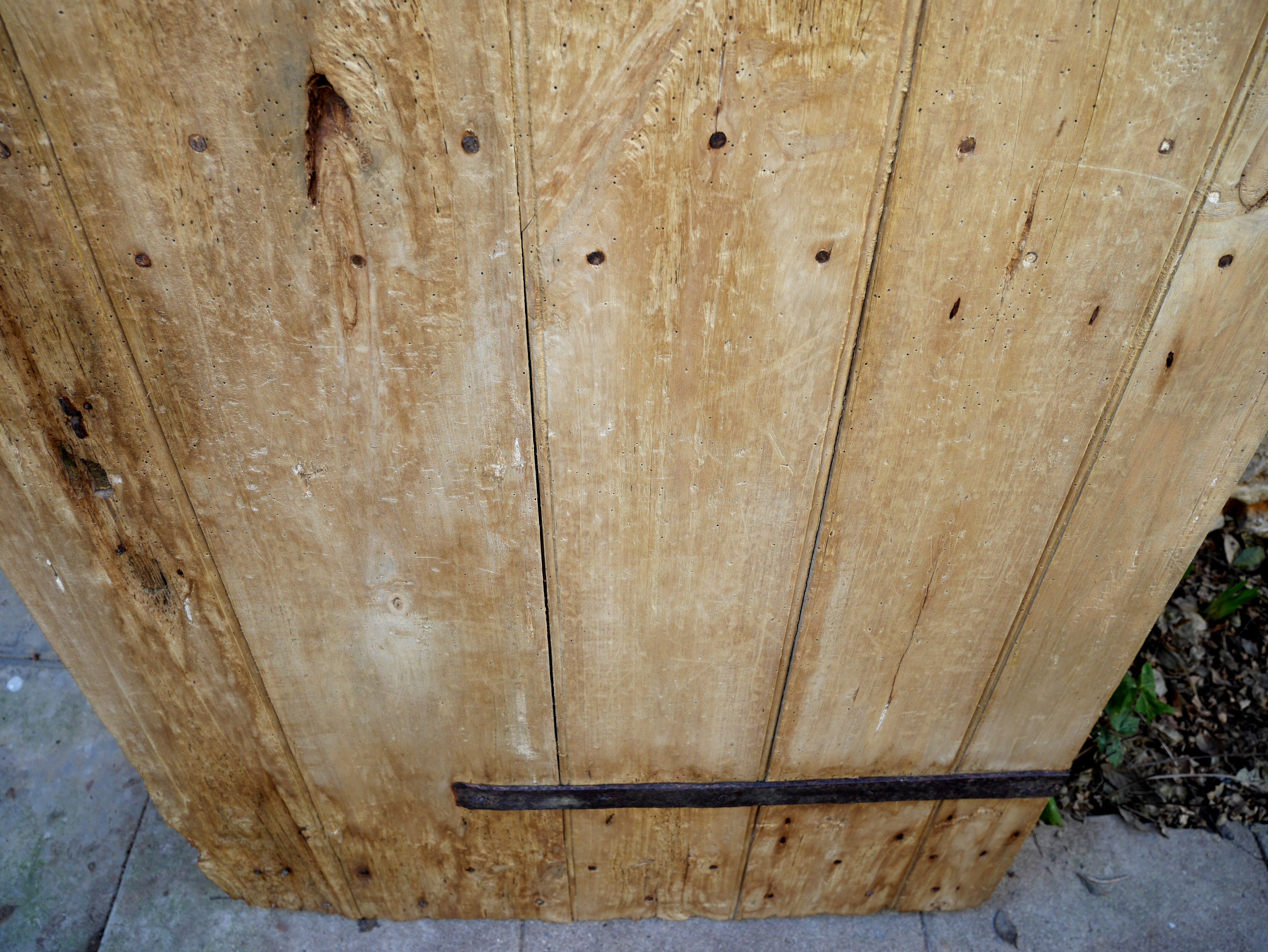 Ancienne porte de ferme cave  bois orme
