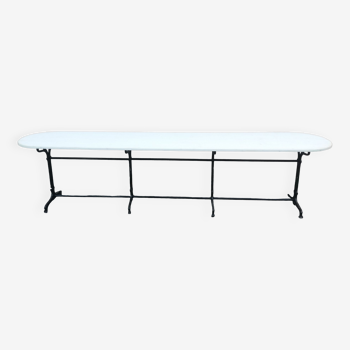 Table de bistrot 4 pieds fonte art nouveau, plateau bois blanc ivoire, 3 metres