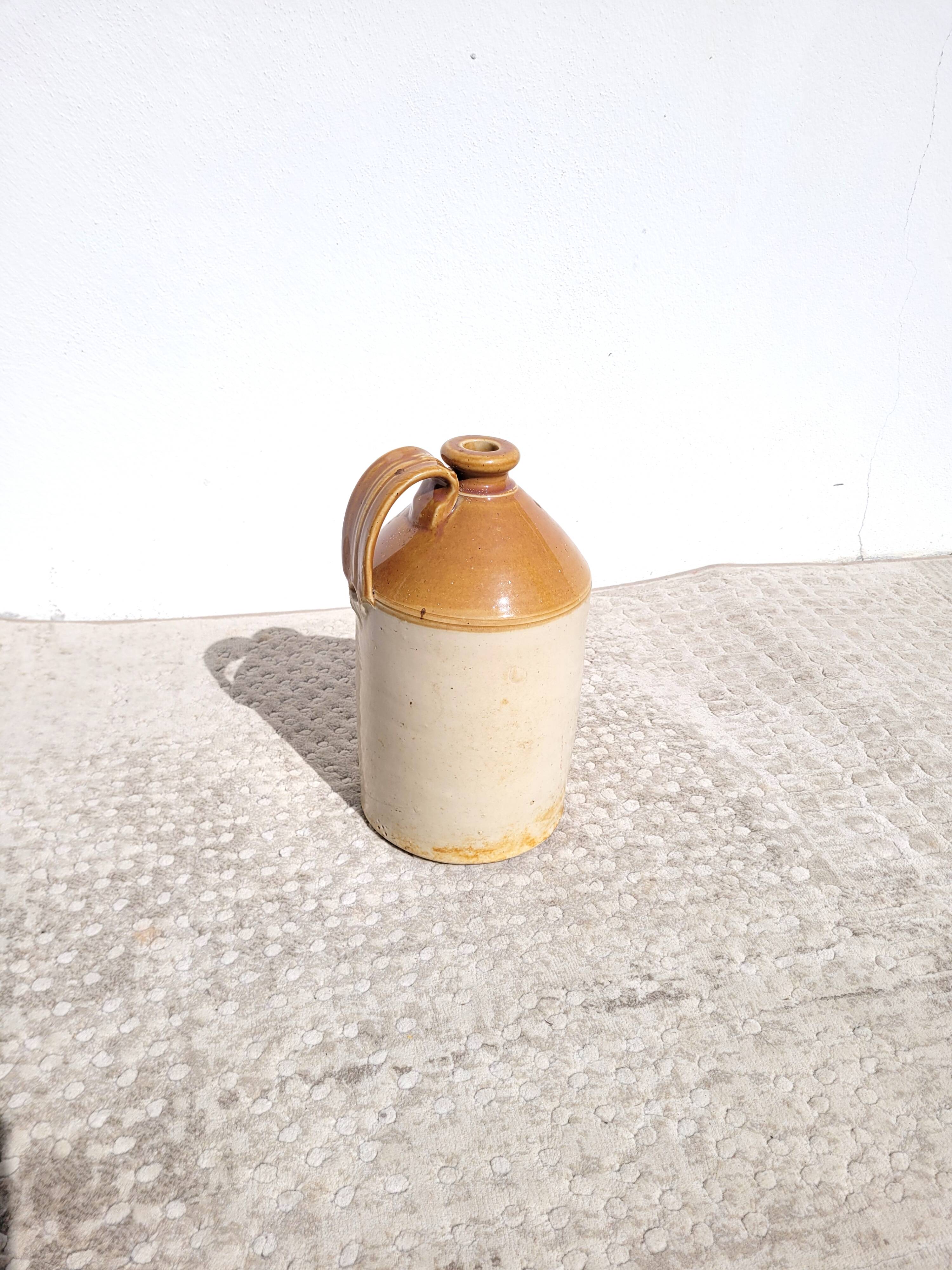Glazed stoneware jug pot
