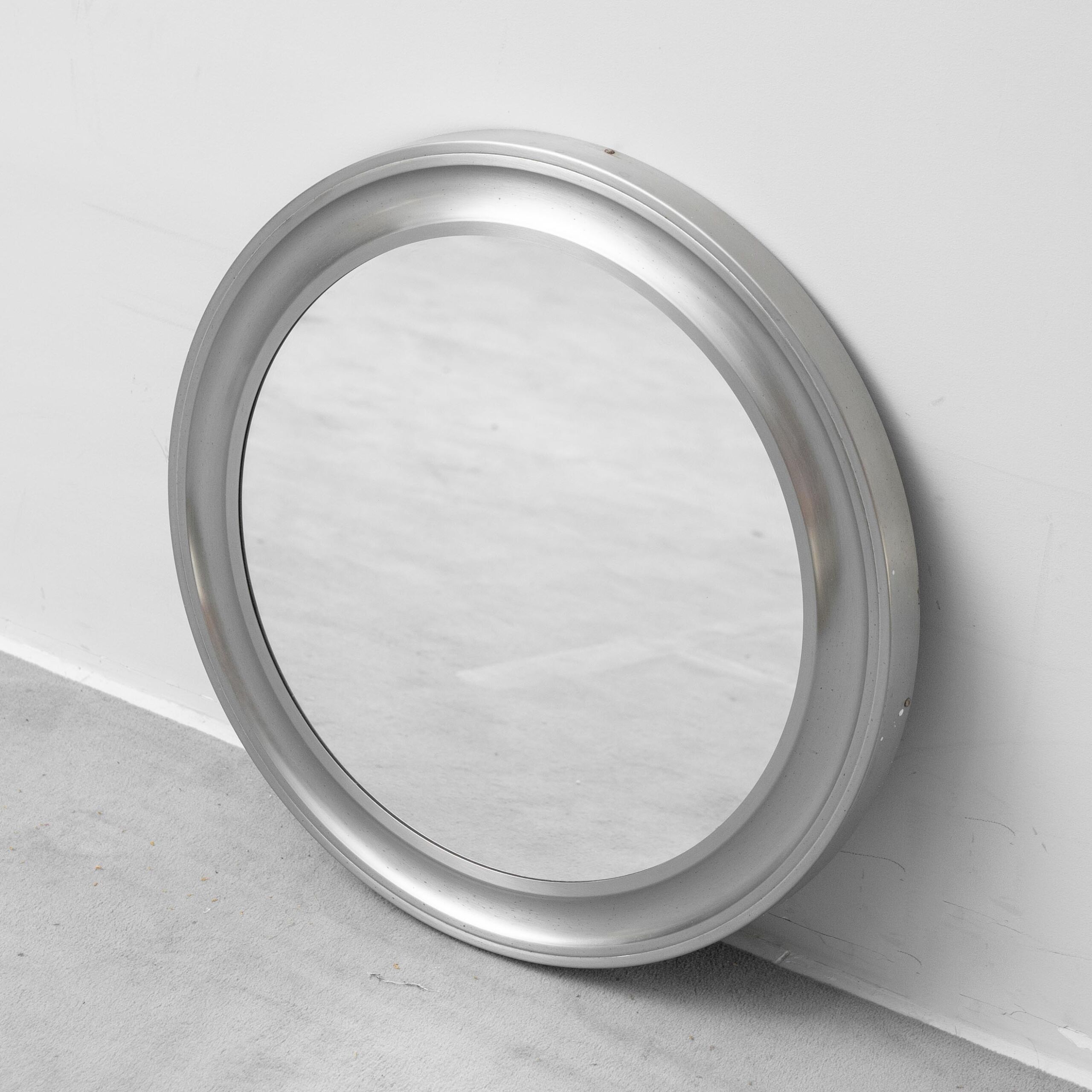 Round vintage metal mirror Pizzi 1970s modernism