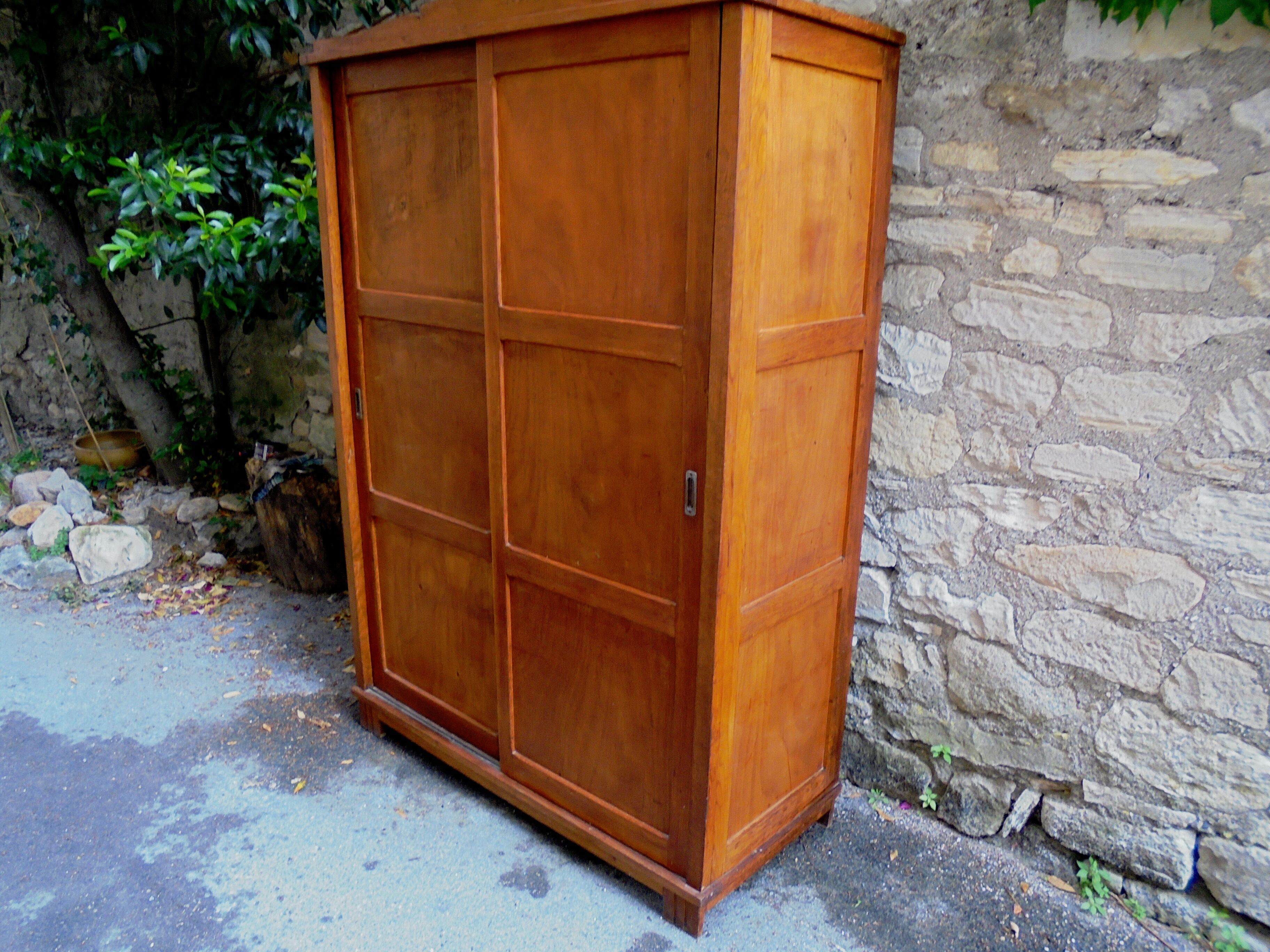 Wardrobe with sliding doors