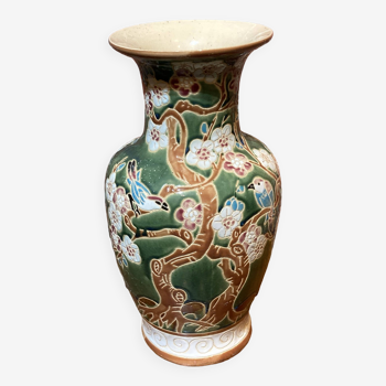 Vase asiatique en céramique