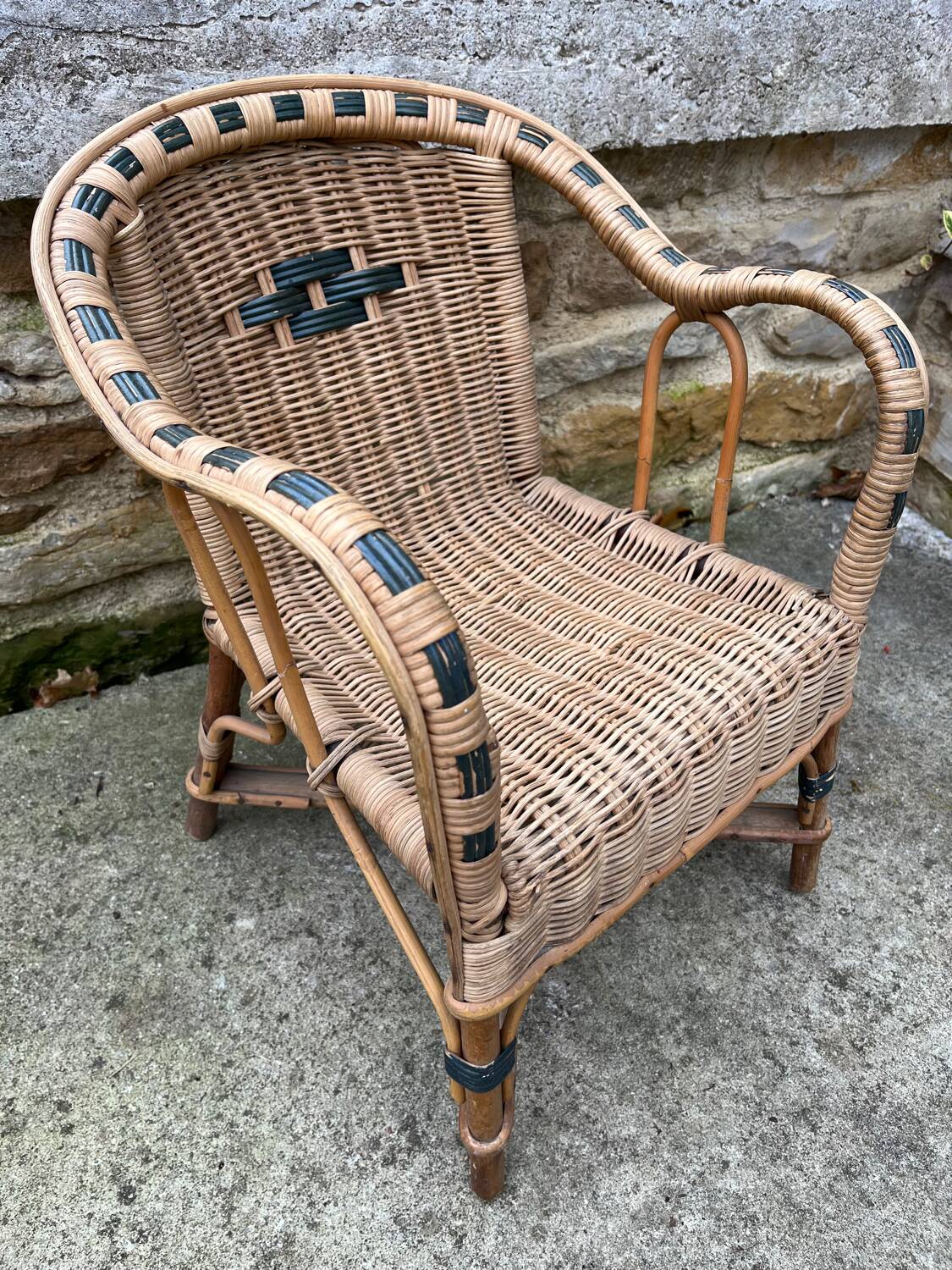 Fauteuil en rotin enfant vintage
