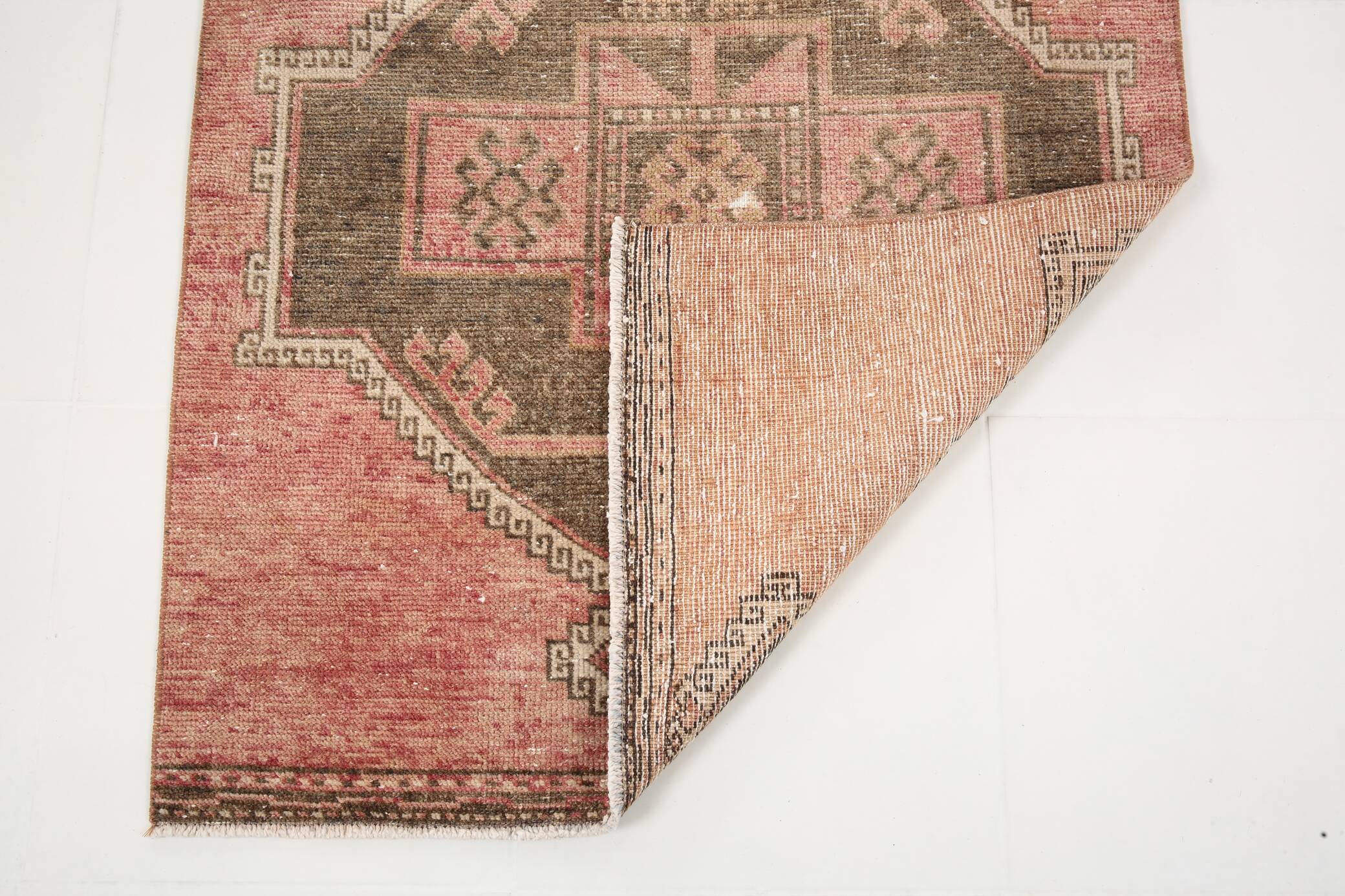 3x13 Vintage Red & Brown Classic Persian Runner Rug, 92x408Cm