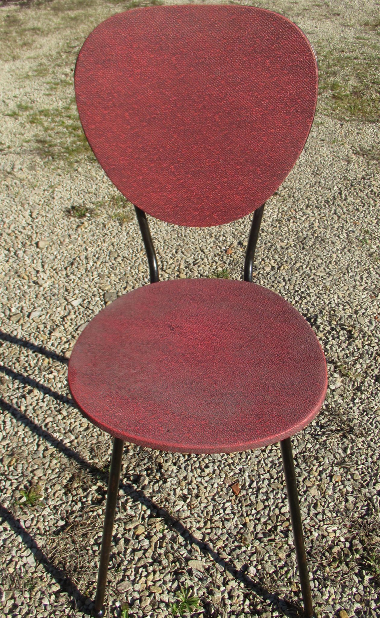 2 vintage chairs, metal and skaï