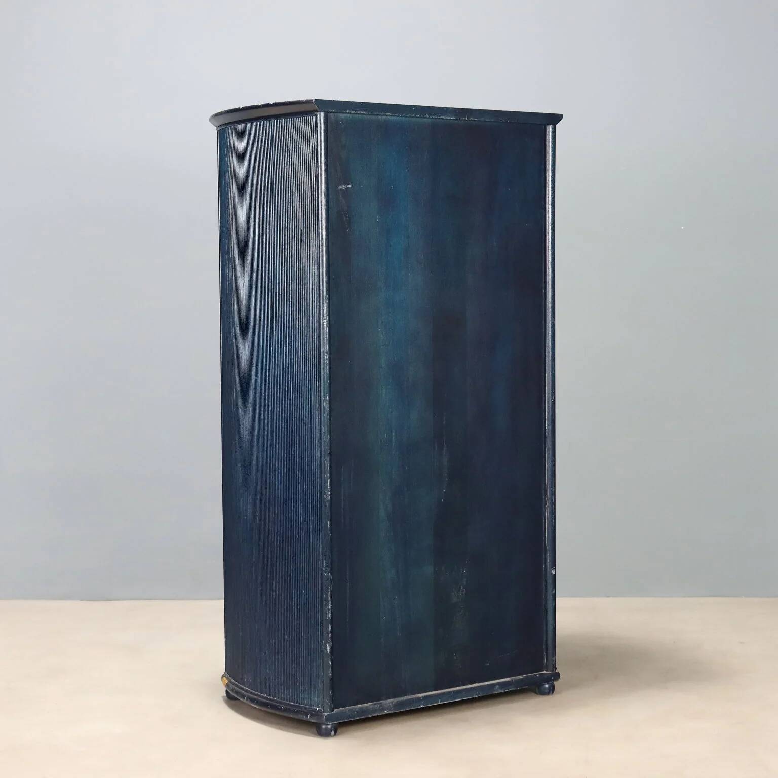 Roberti Rattan chest of drawers with eight drawers
