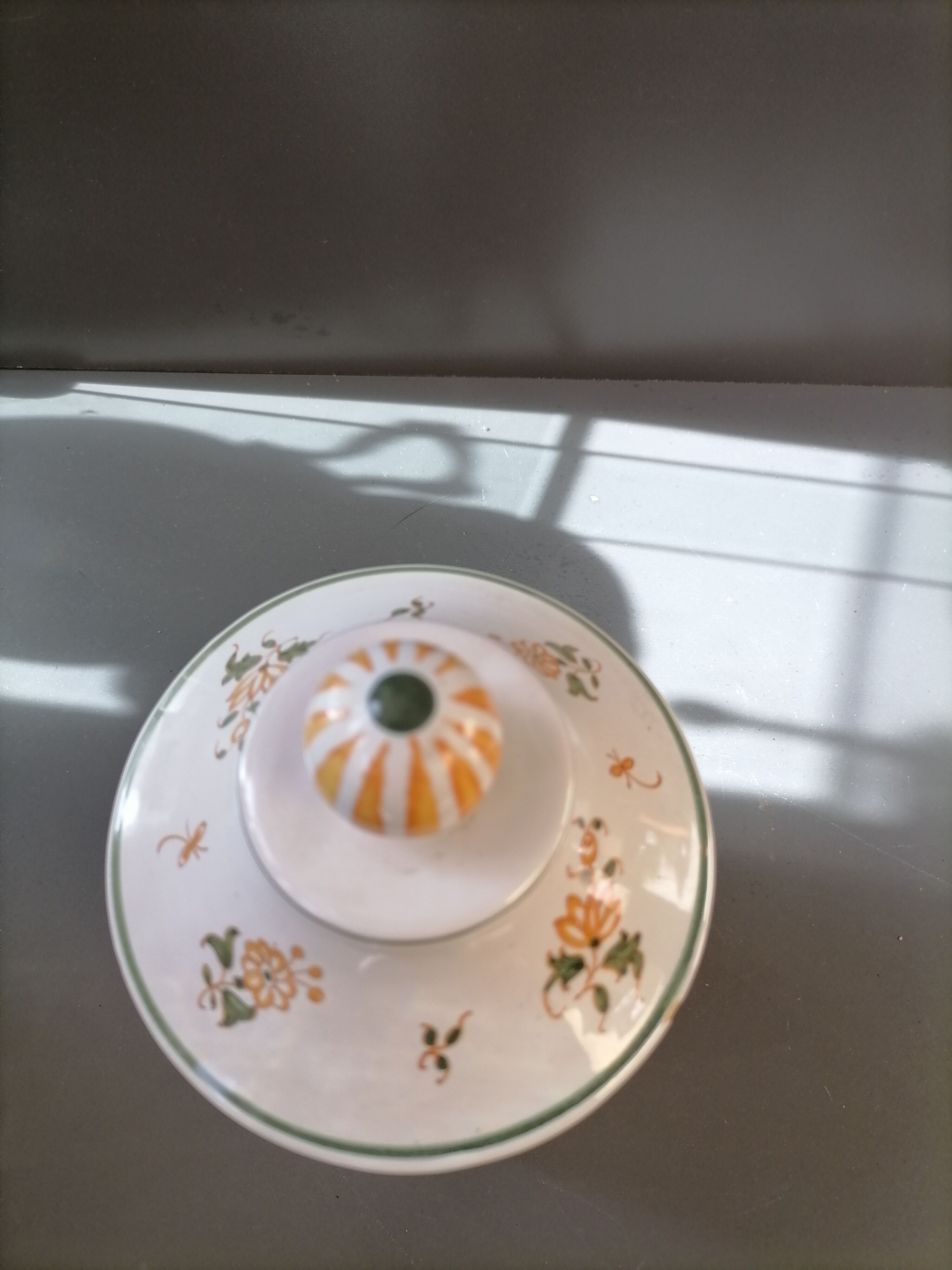 Ceramic pharmacy pot