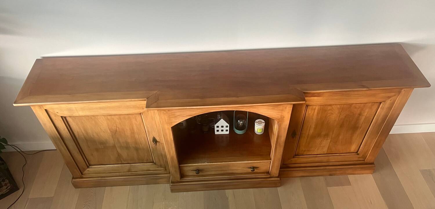 Enfilade very much, cherry wood jointed.