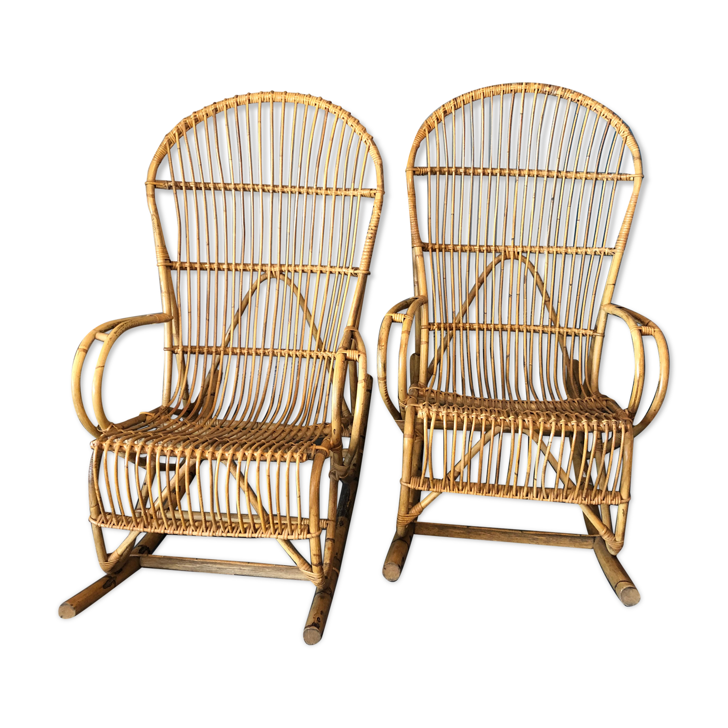 2 rattan rocking chairs