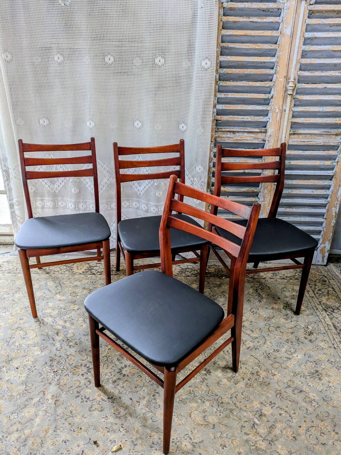 4 chaises vintage