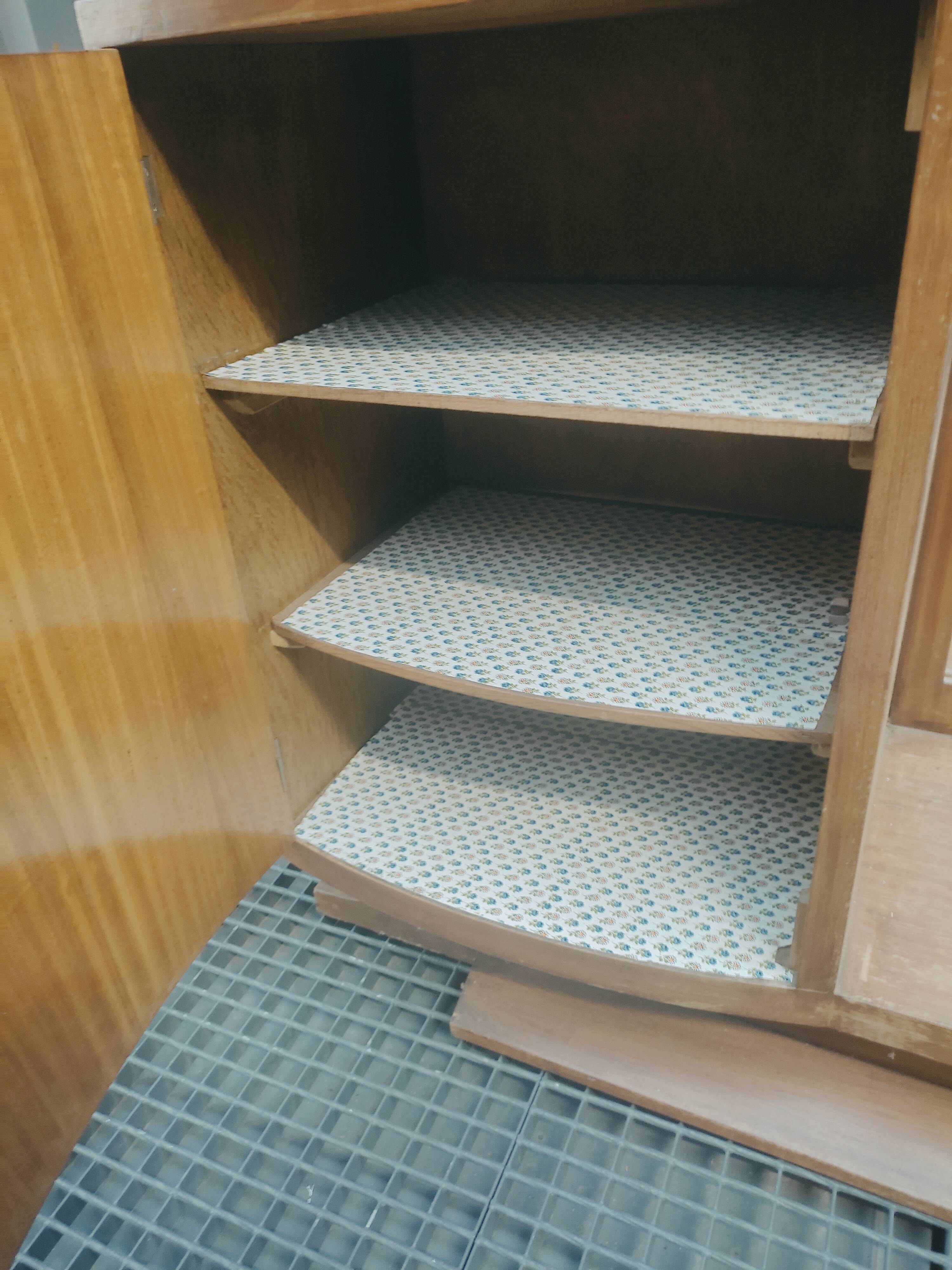 Hairdresser psyche art deco