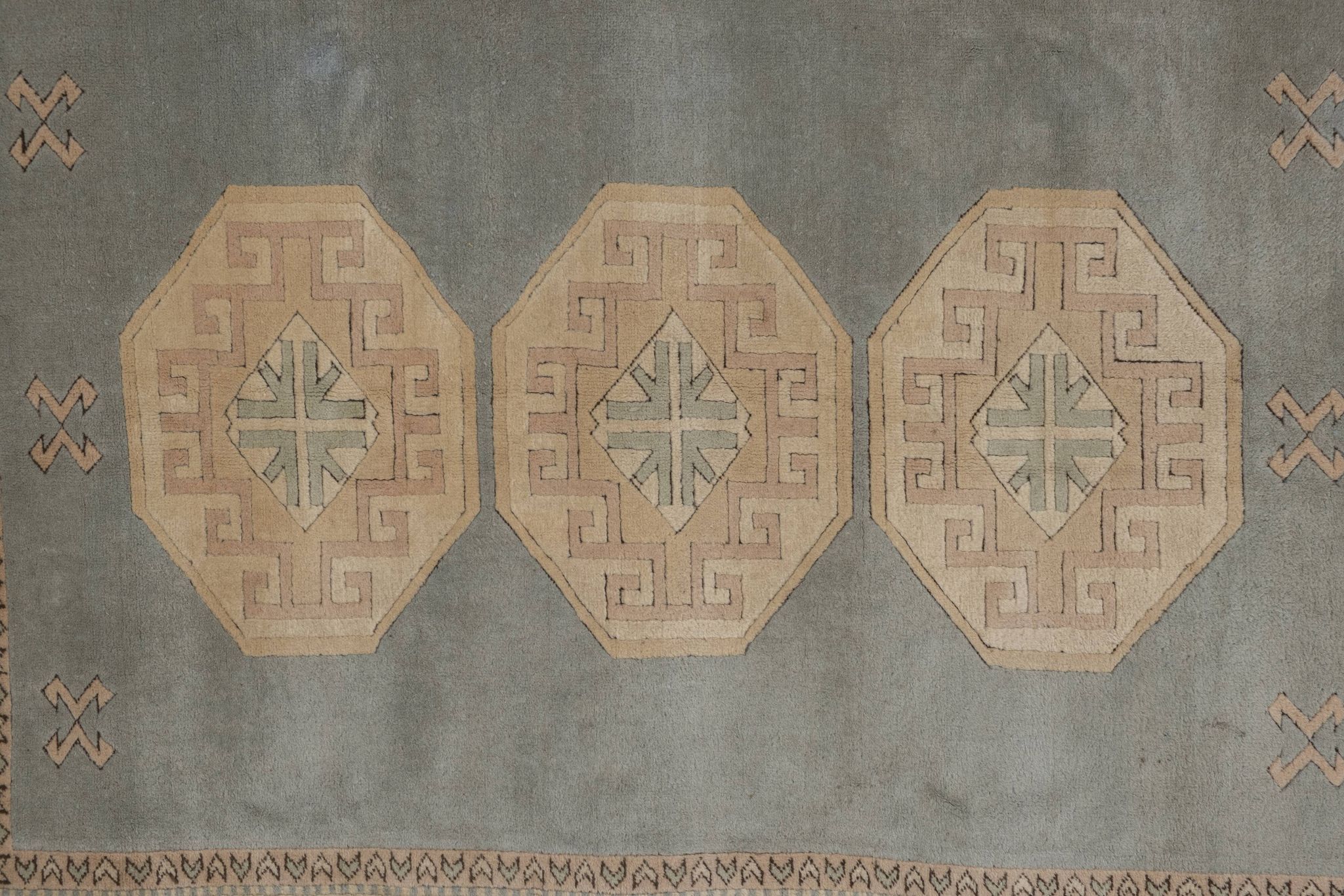 Rug 225x280 cm