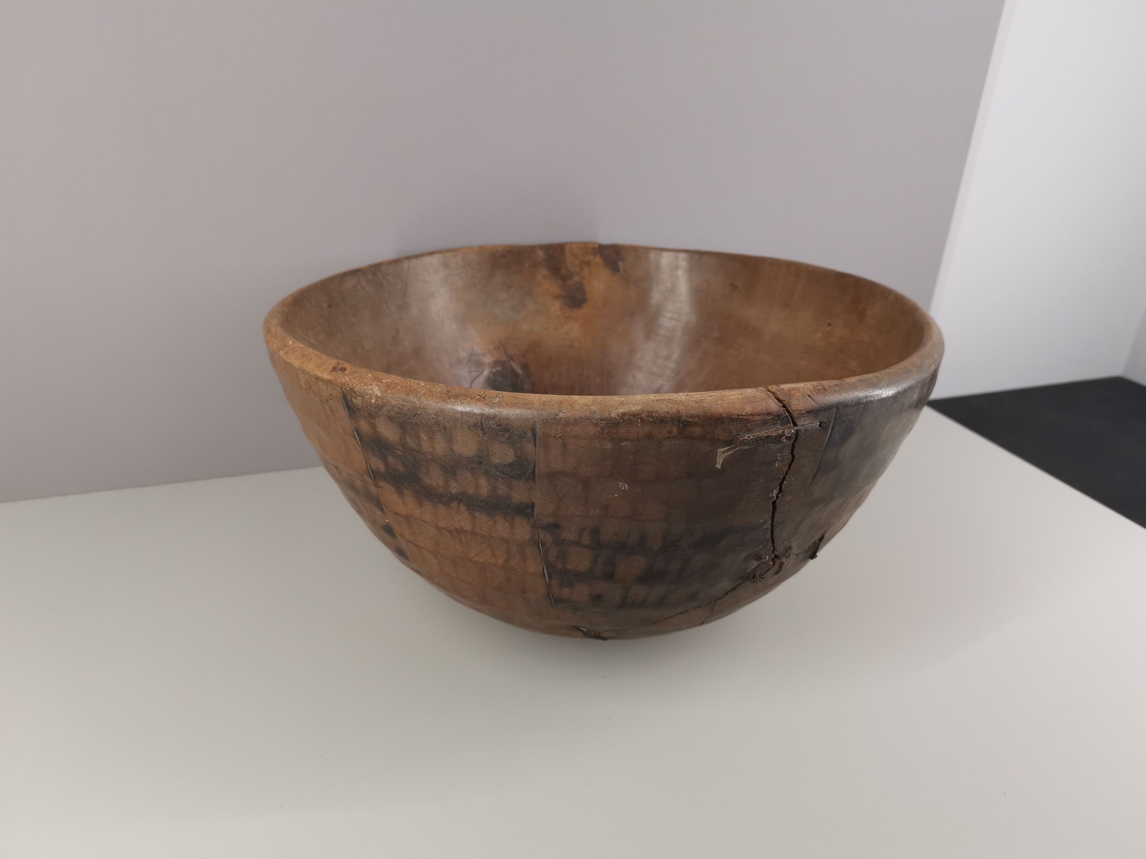 Ancient peulh calabash african art primitive arts vintage / africa / mid-century