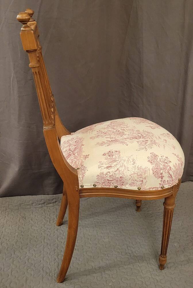 Pair of Louis XVI bedroom chairs