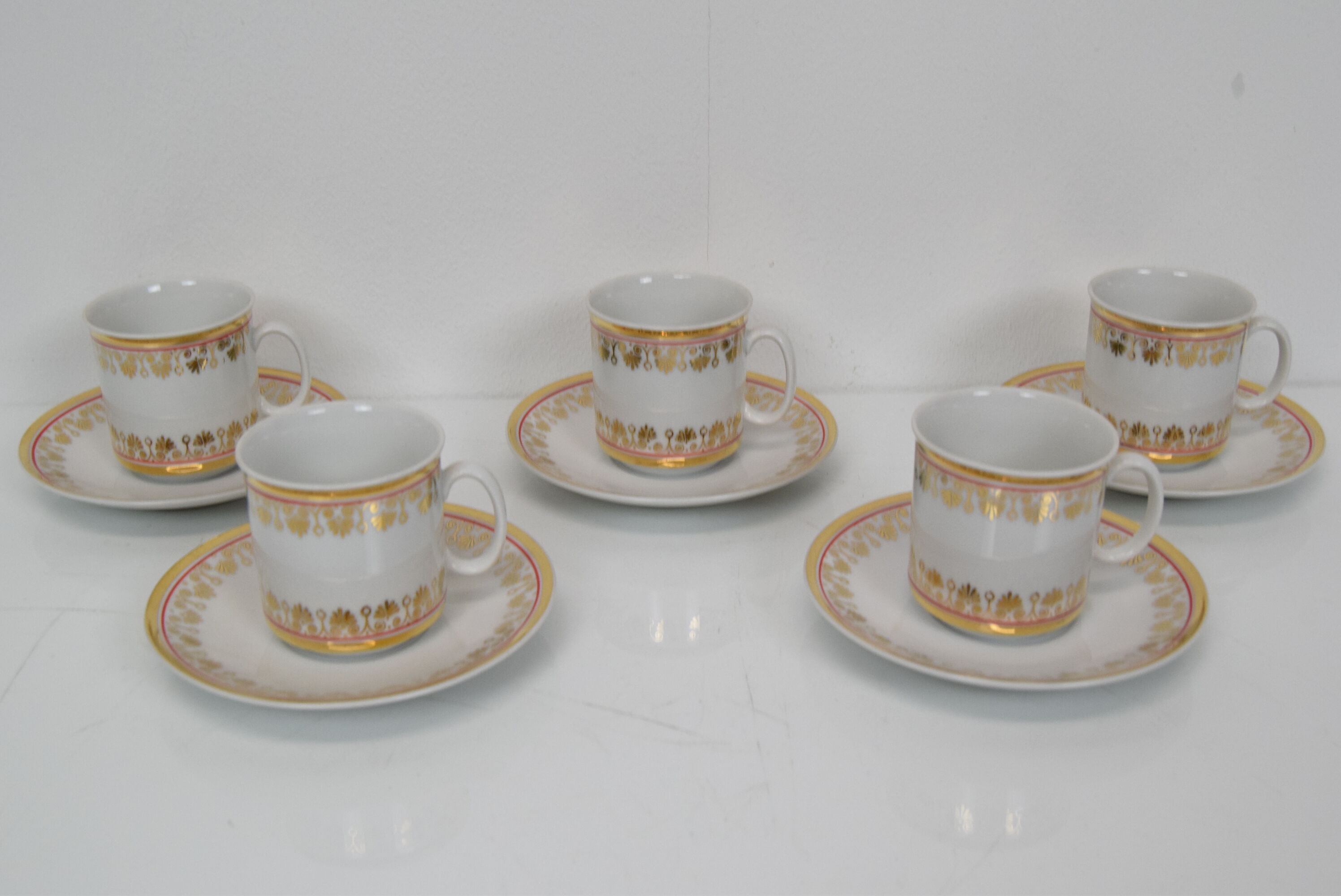 Set Porcelain for tea or coffee,Carlsbad porcealin by company Epiag D.F.,Circa 1960'S.