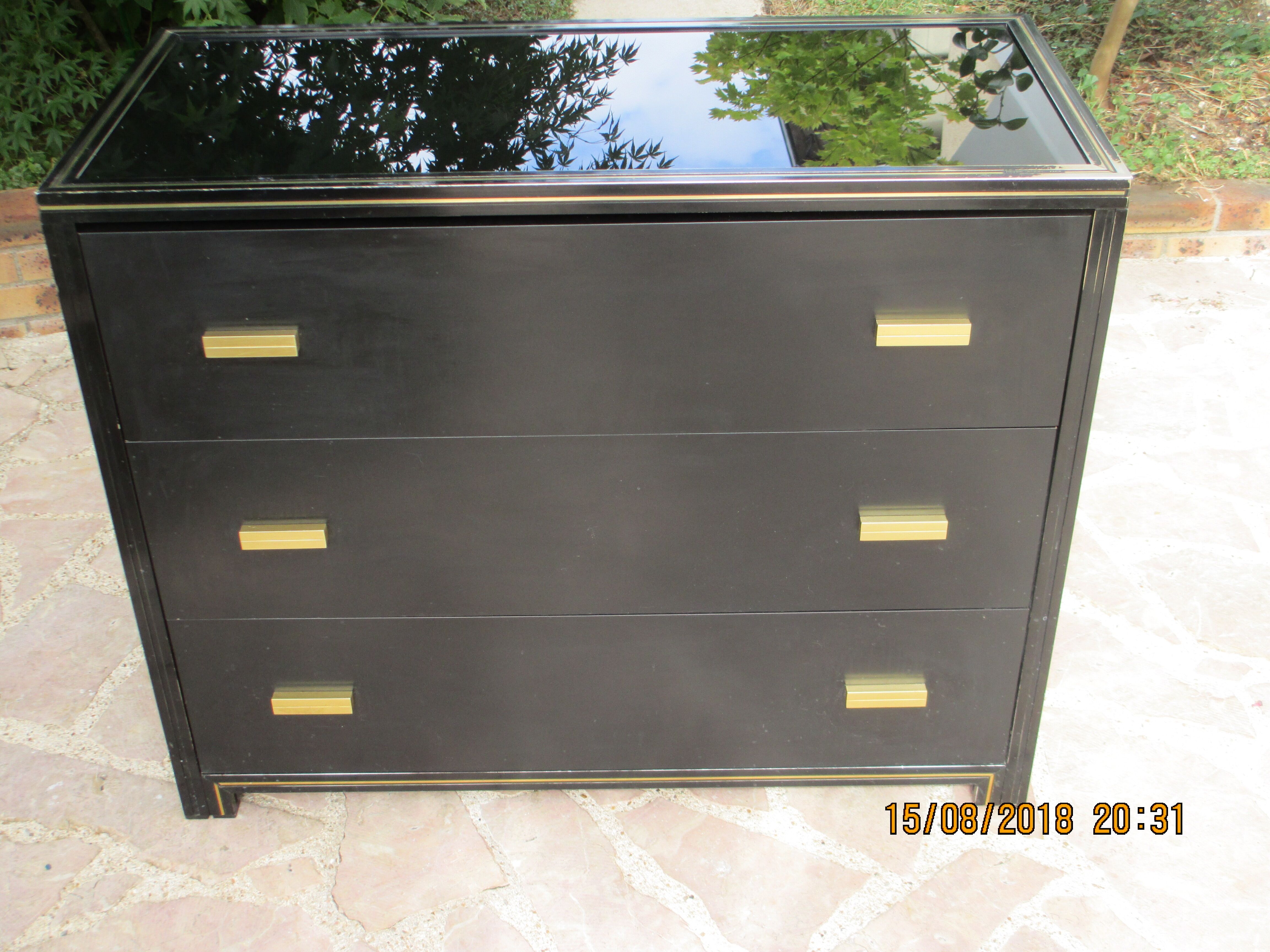 Dresser Design Pierre Vandel