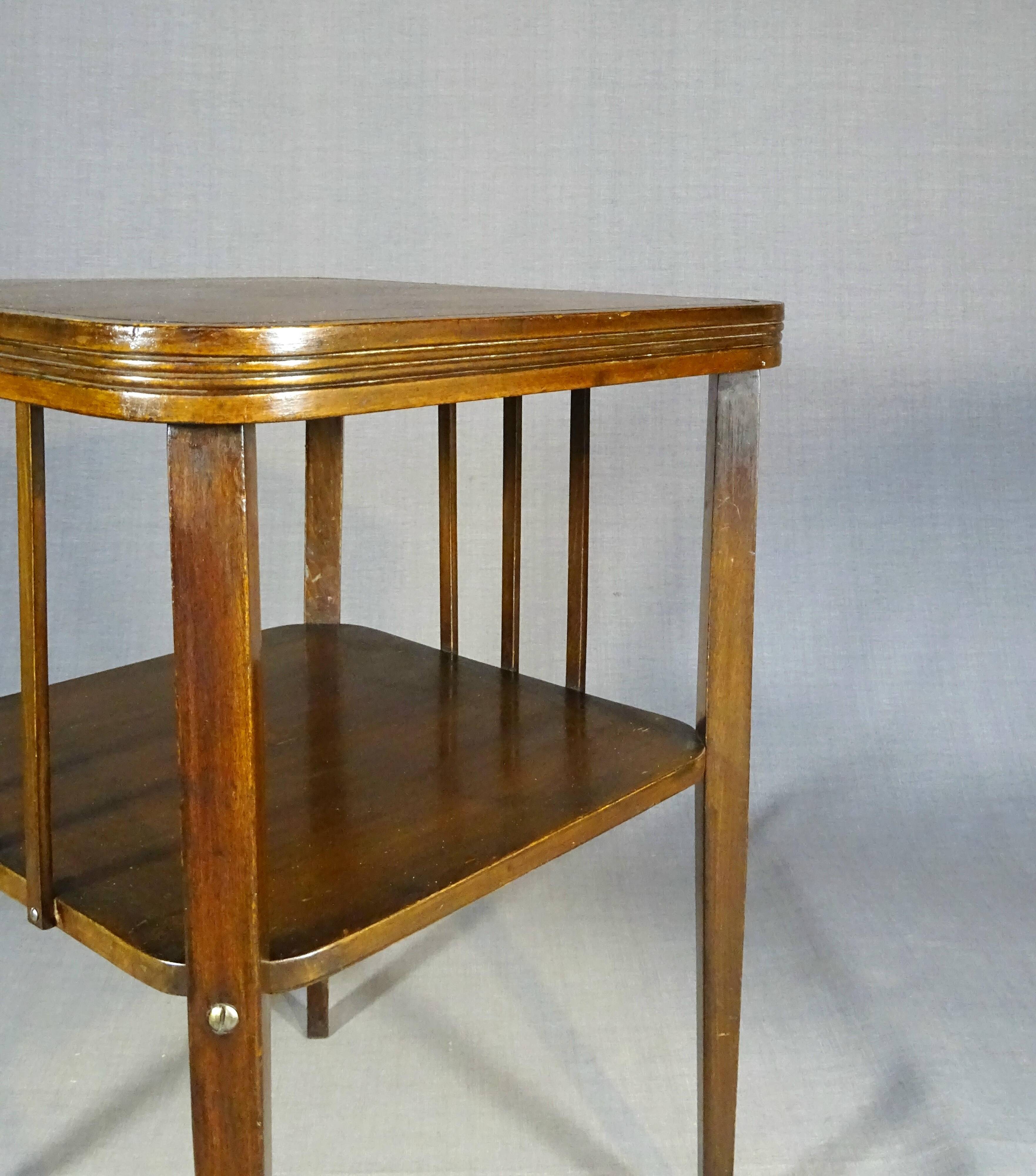 Thonet coffee table No. 9205 circa 1910 Vienna Secession
