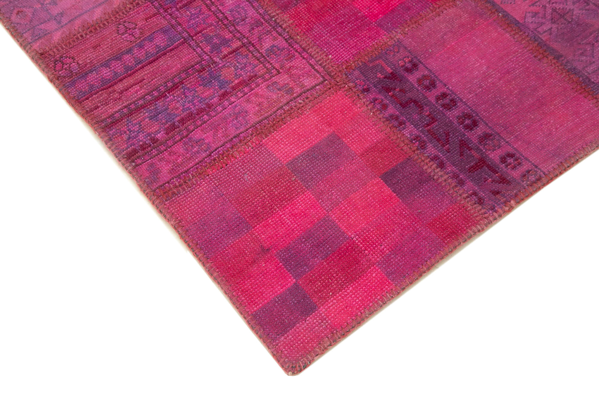 Handmade oriental 178 cm x 248 cm pink patchwork carpet