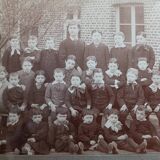 Boy's school class photo