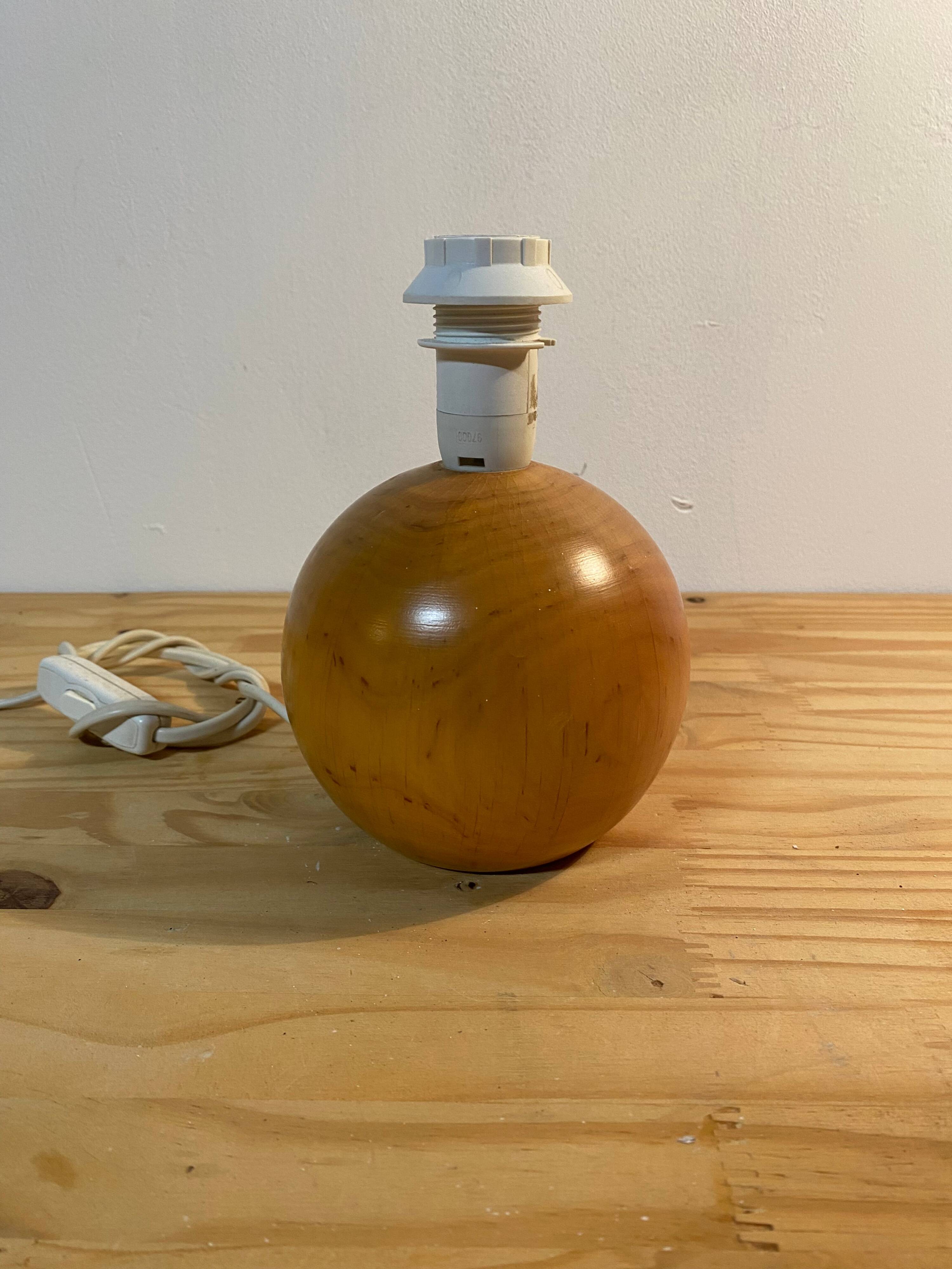 Vintage wooden ball lamp