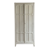 Armoire parisienne