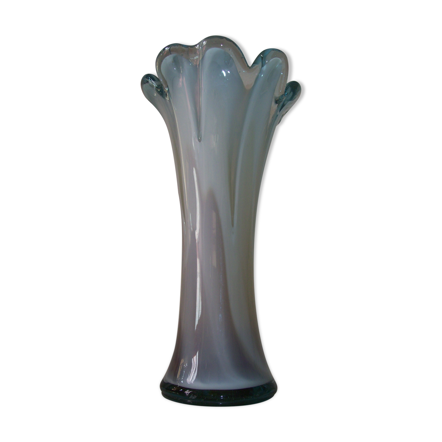 Vase vintage soufflé a la bouche