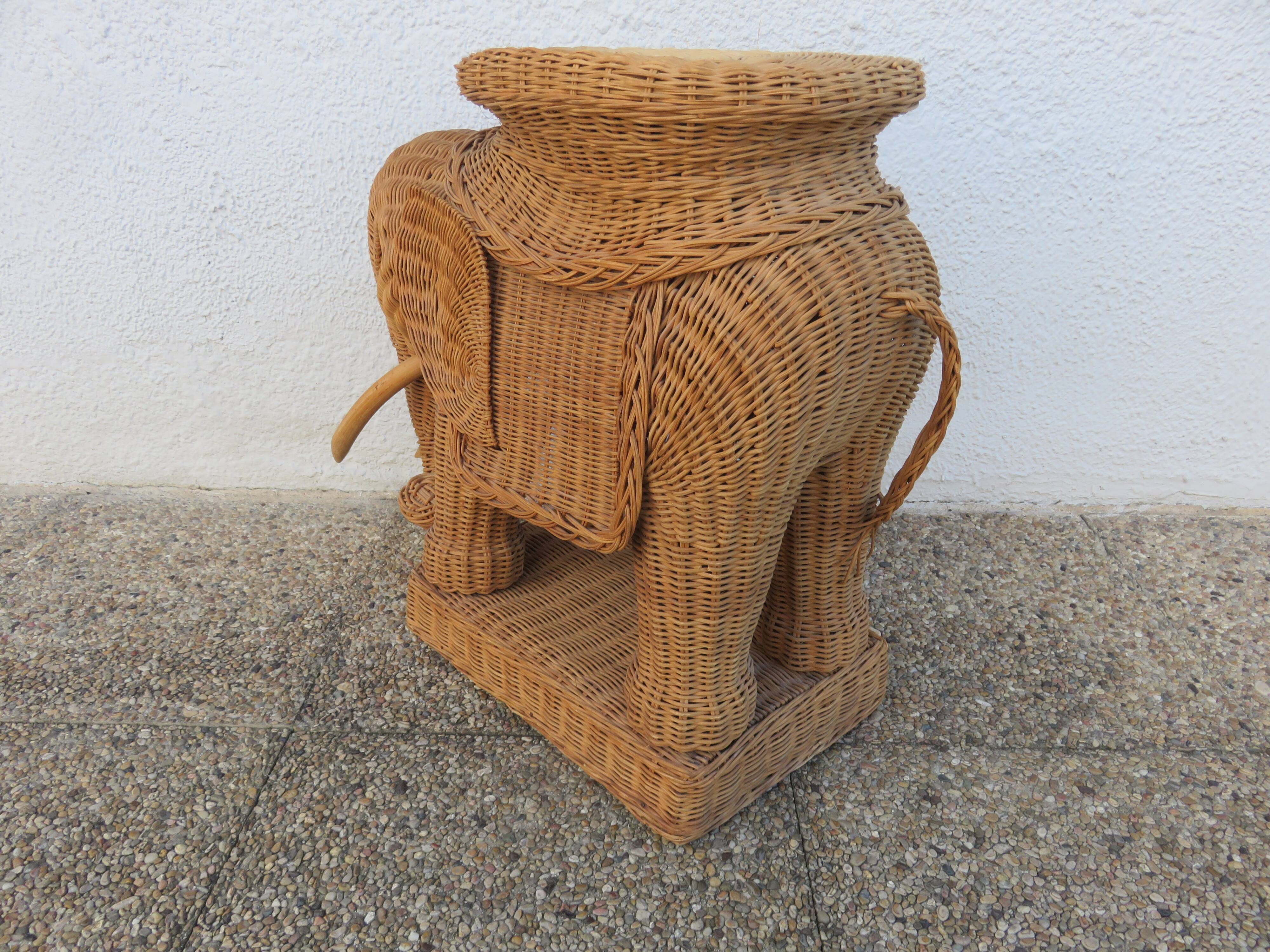 Side table or end table "elephant" in rattan, wicker, 1960s 70s