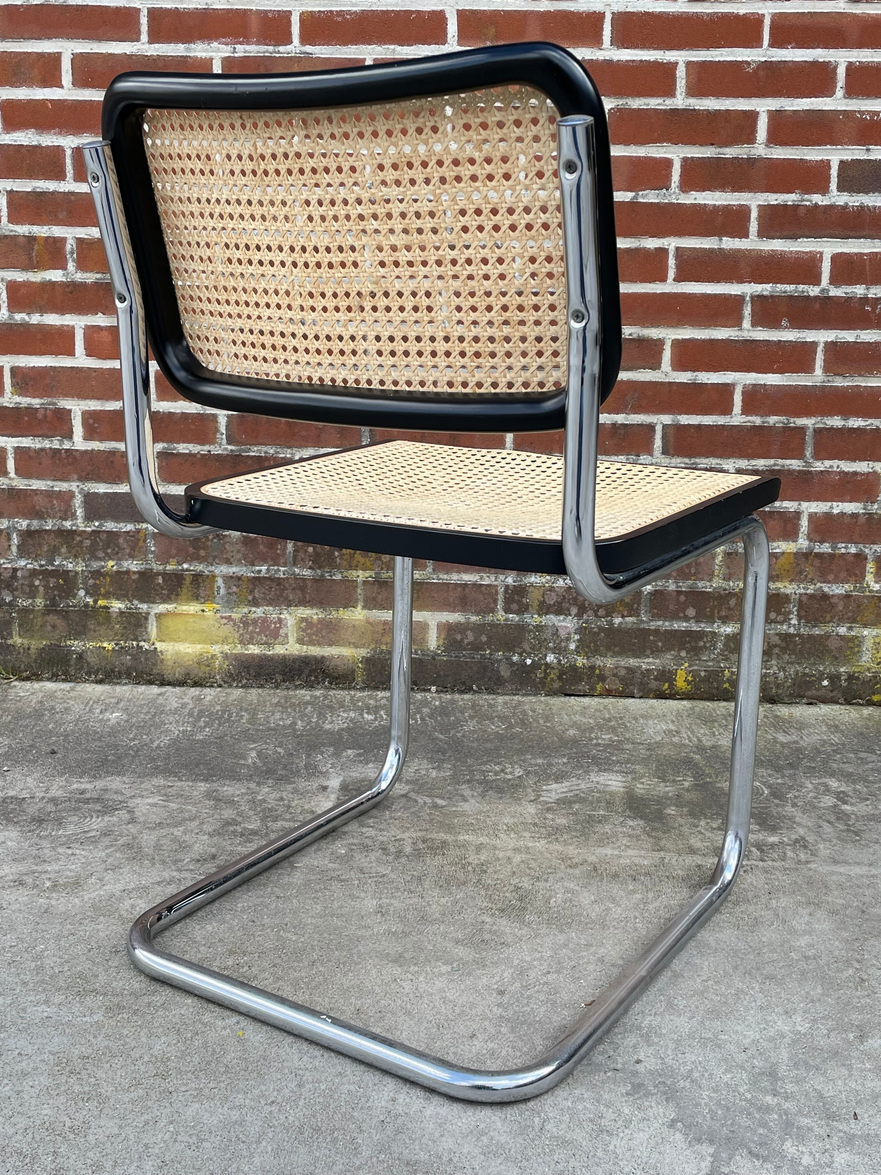 Cesca chair b32 model in blak and wood by Marcel Breuer