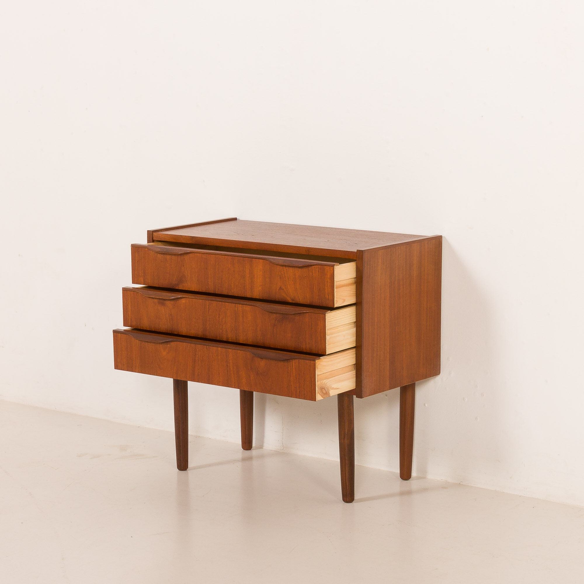 Danish small teak chest of drawers, 1960s