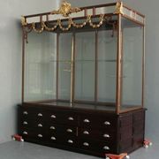 Importante Vitrine Napoléon III fonte bronze doré