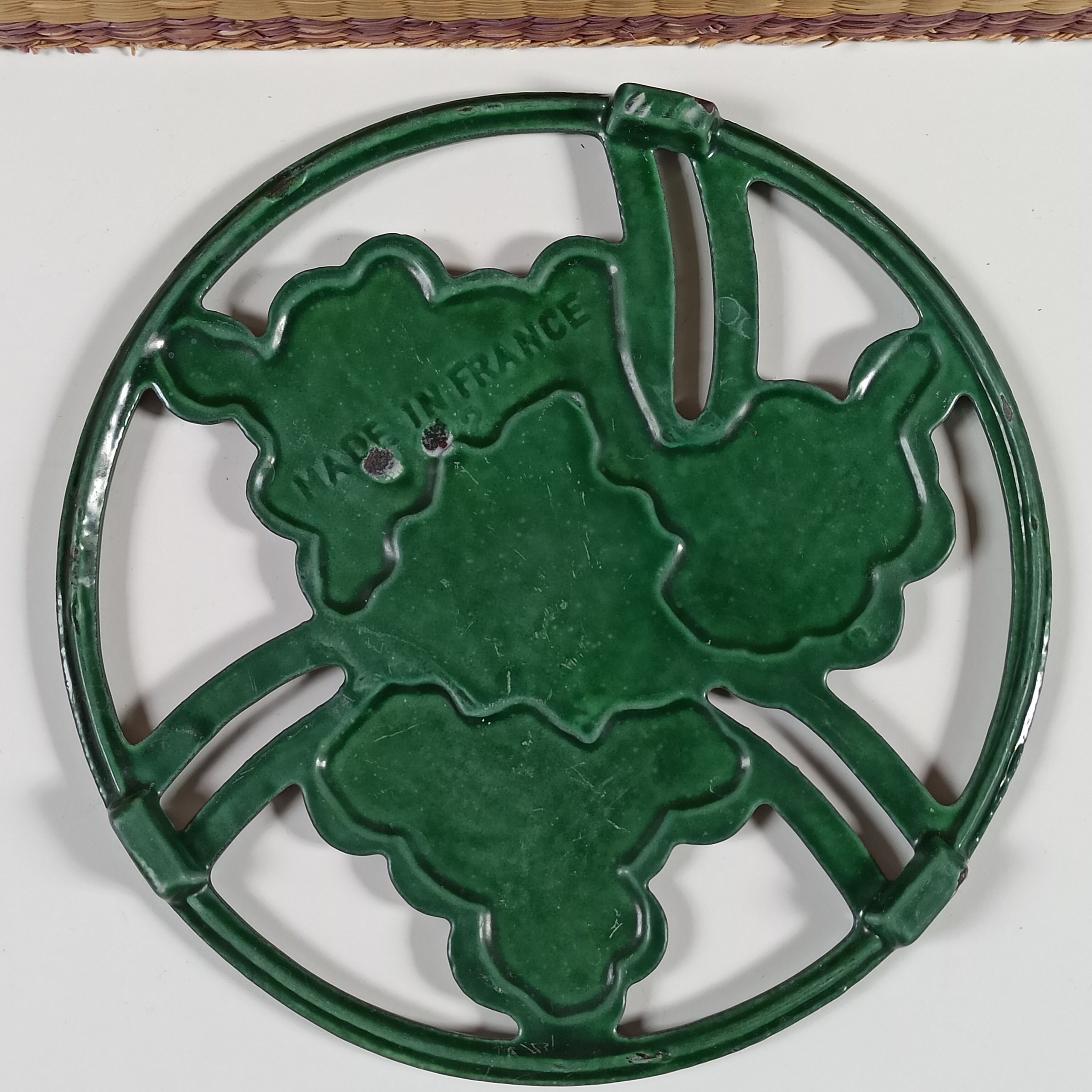 Cast iron underside made in France