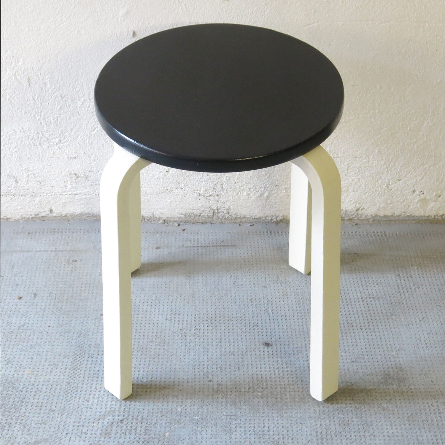 Two-tone Scandinavian stool
