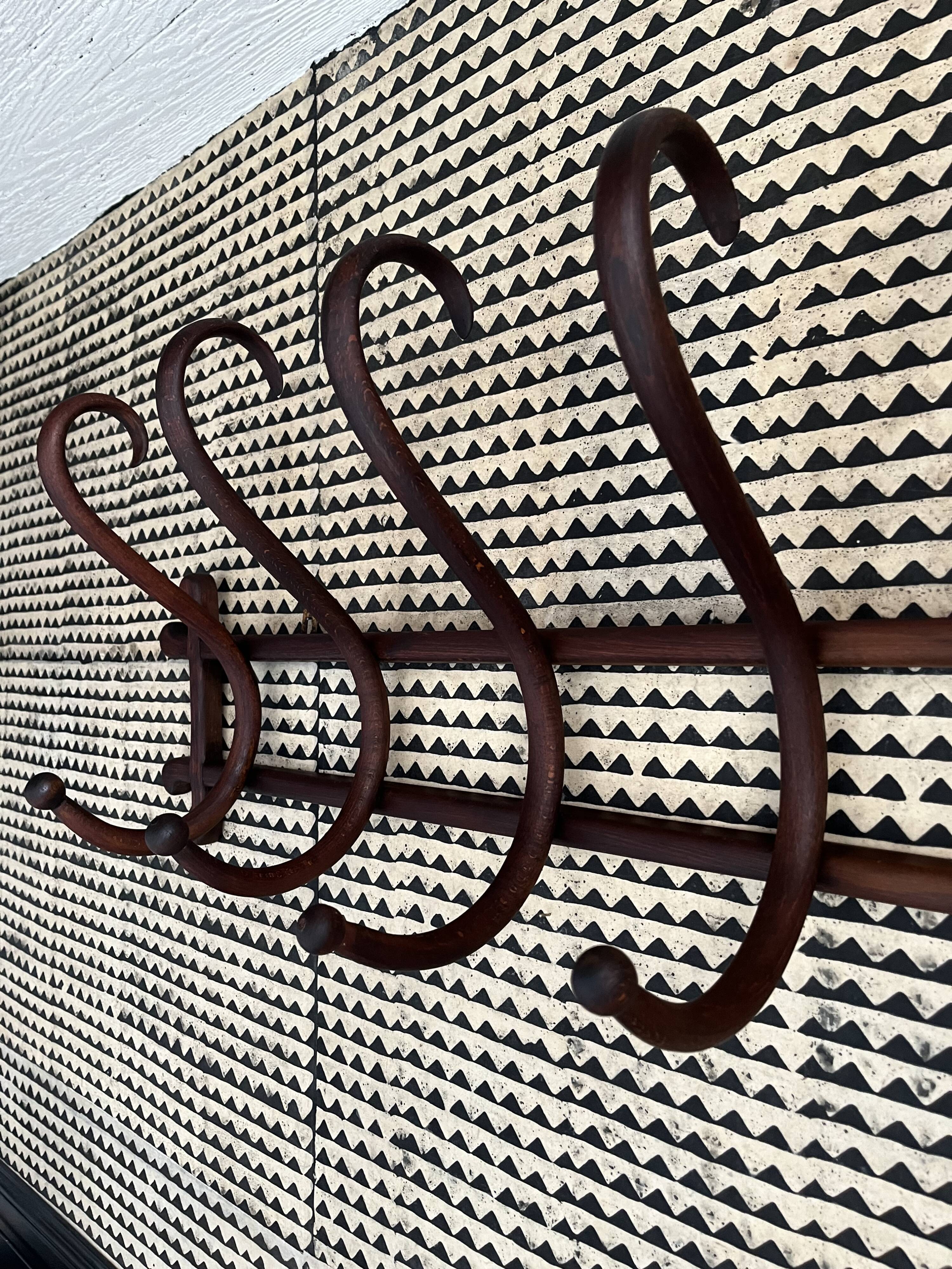 Thonet coat rack - Excellent condition