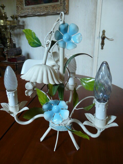 Lustre métal bouquet de fleurs bleues années 70