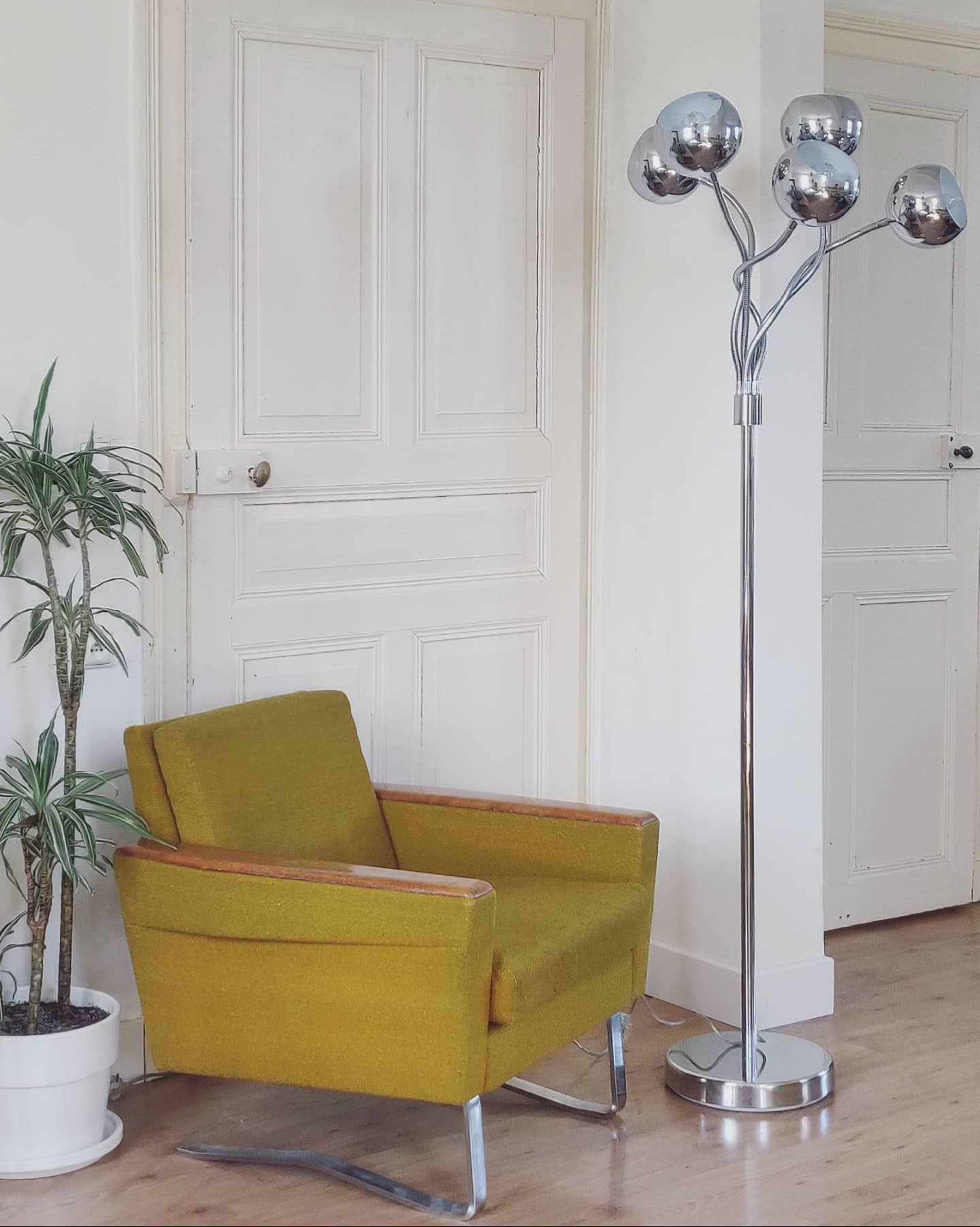 Space age floor lamp, 5 articulated arms chrome spring, 70s-80s
