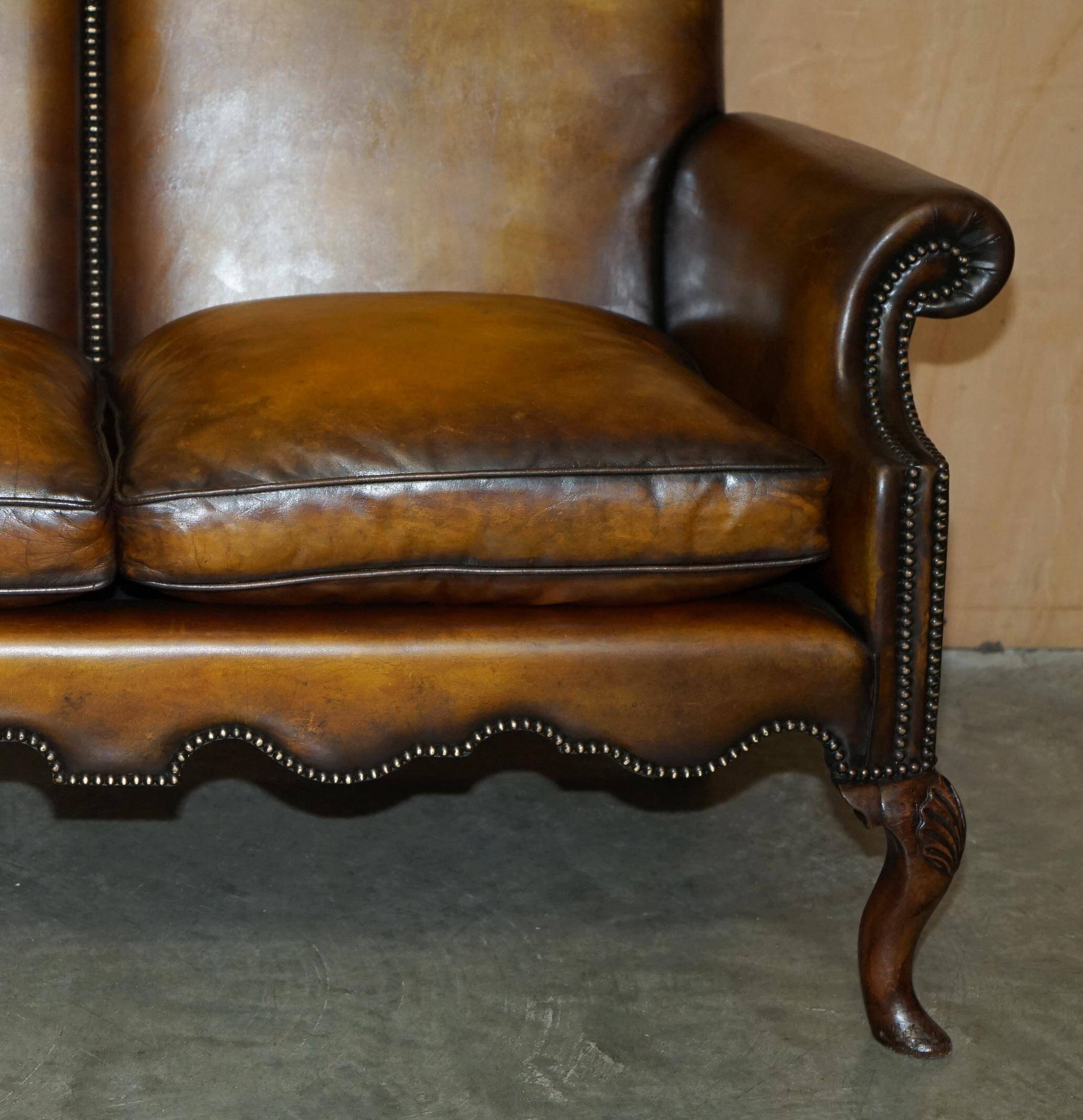 Victorian restored George II style high-back leather canapé