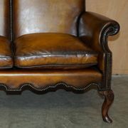 Victorian restored George II style high-back leather canapé