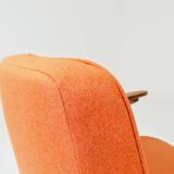 Fauteuil lounge vintage en laine, tissu orange et bois de hêtre