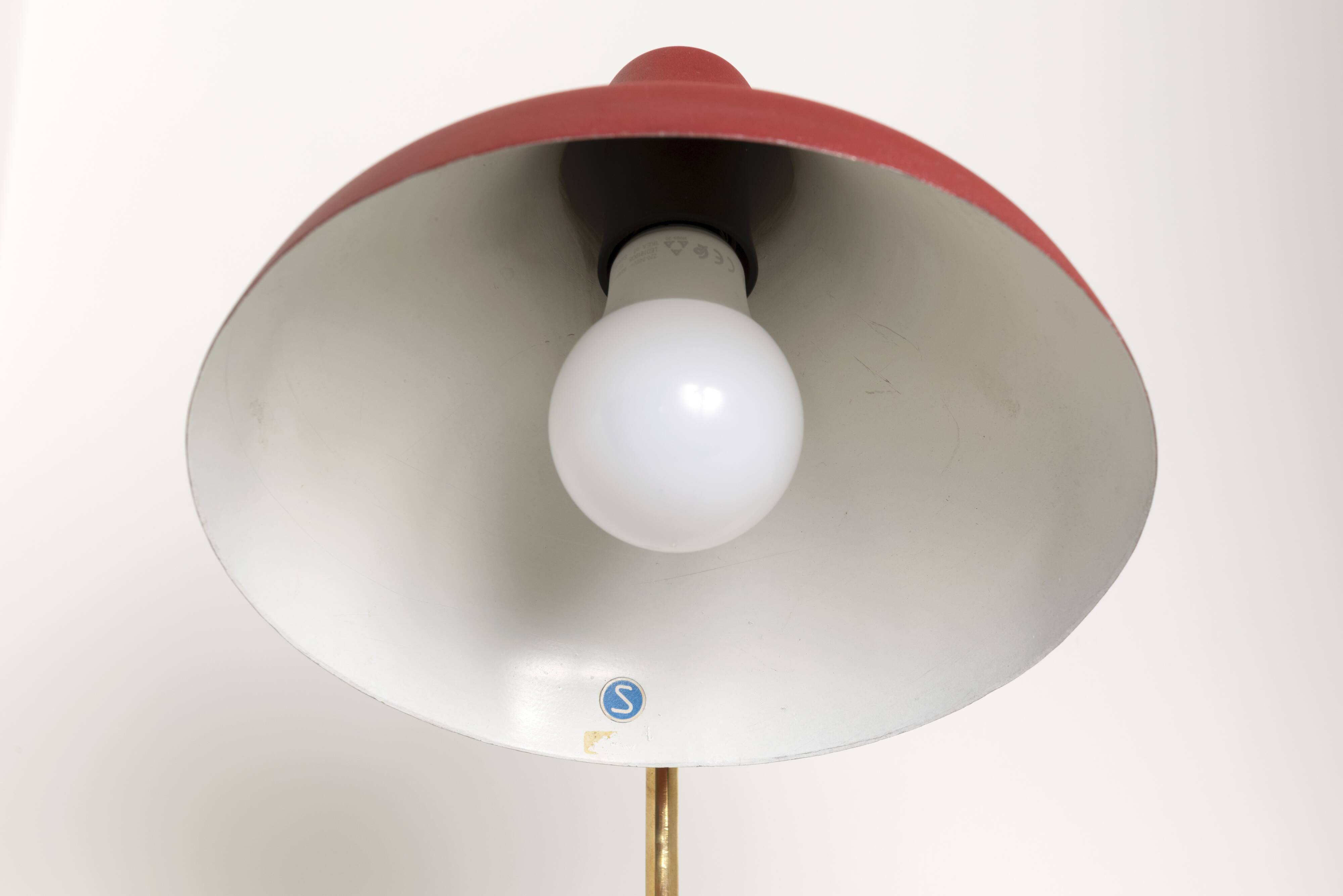 Lampe de bureau rouge Ewa Varnamo, années 1950