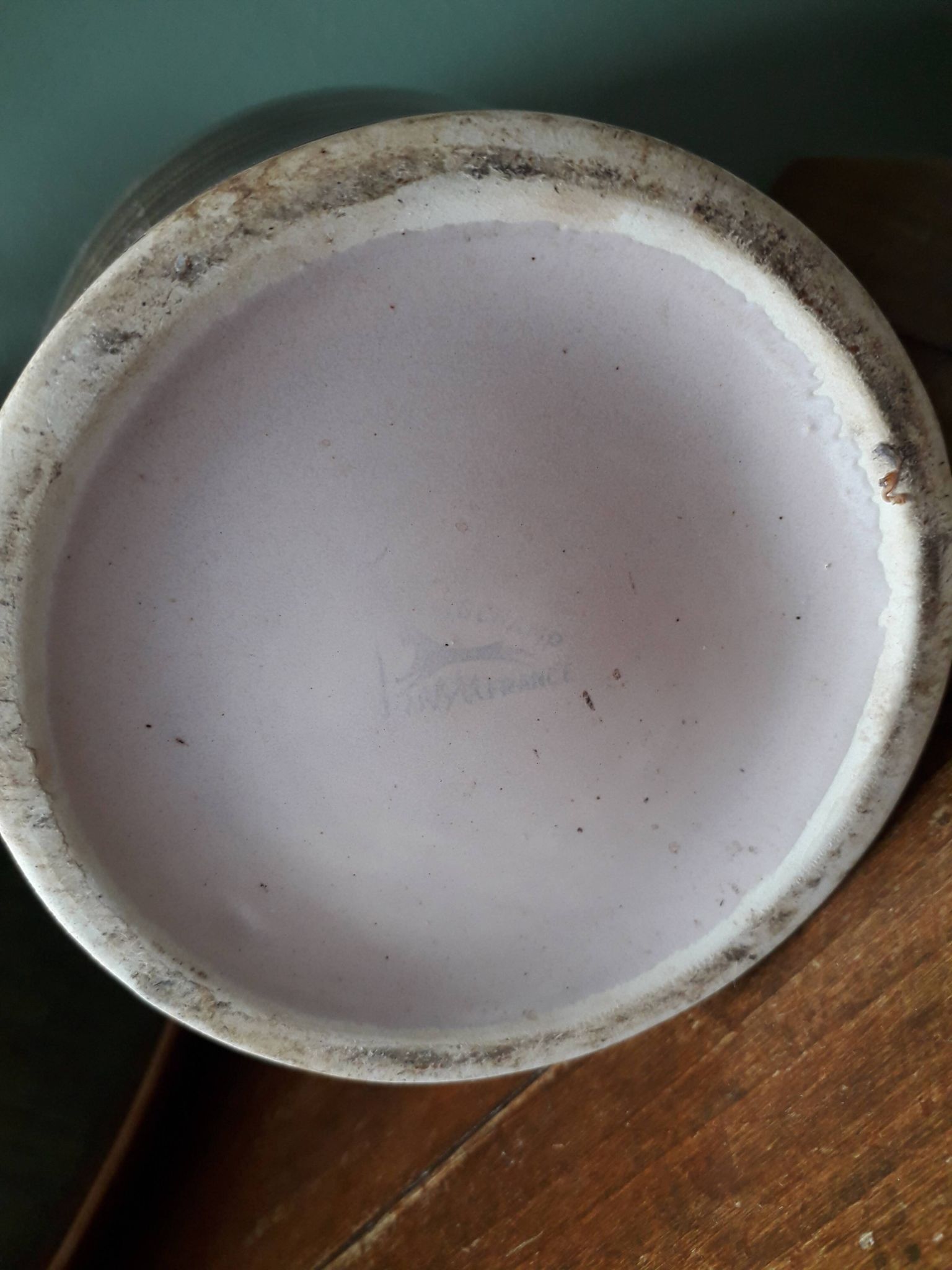 Vintage ceramic vase signed by the Longchamp factory