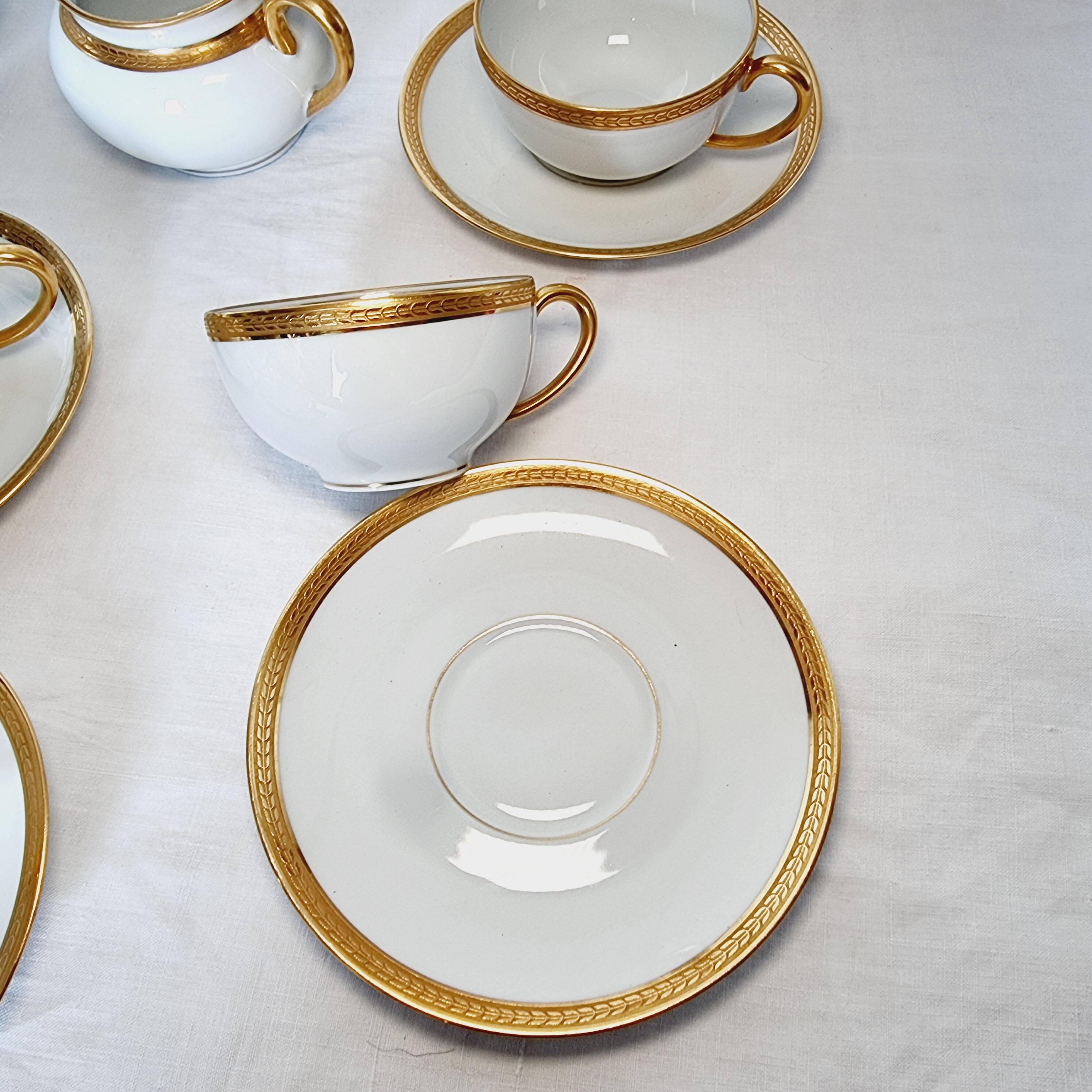Impeccable Haviland Limoge coffee or tea service in fine porcelain and/or 24 carat