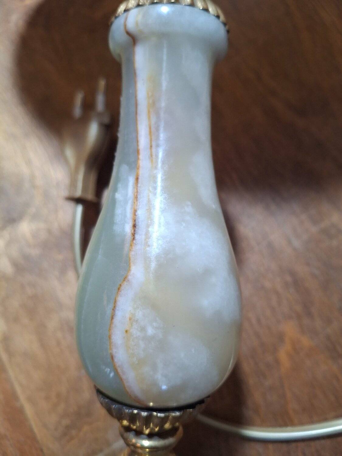 Lampe de table onyx vert & laiton doré griffes acanthe 1960s