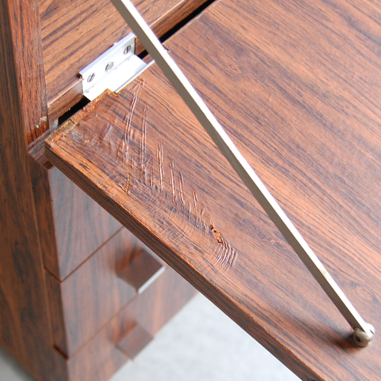 Bar furniture or secretary "693" by Pierre Guariche for Meurop 1960