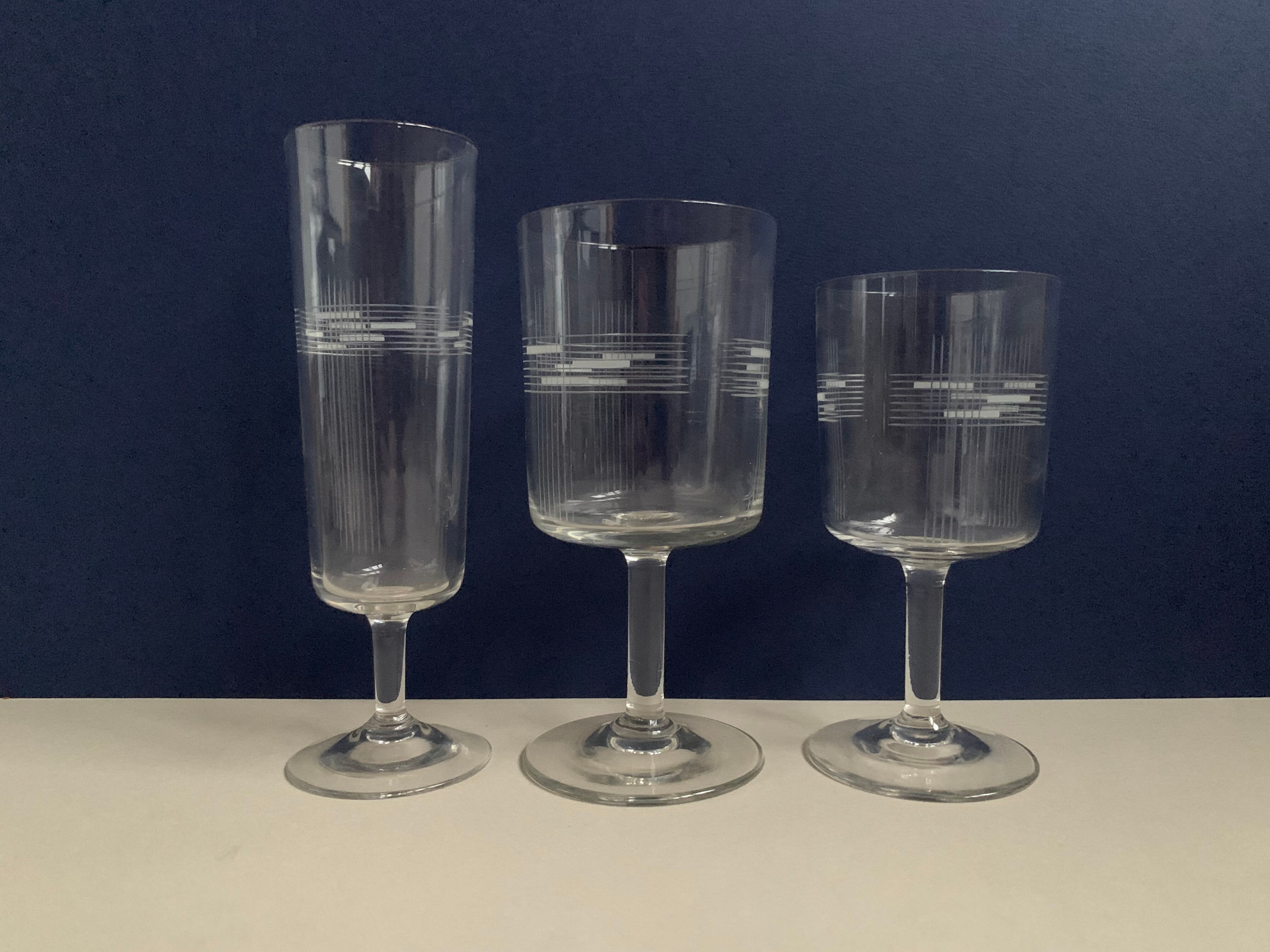 Set of 8 glasses with chiseled crystal stems 50s