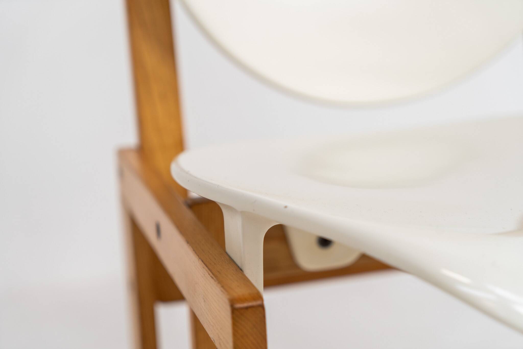 ‘Serena’ side chair by Giuseppe Davanzo