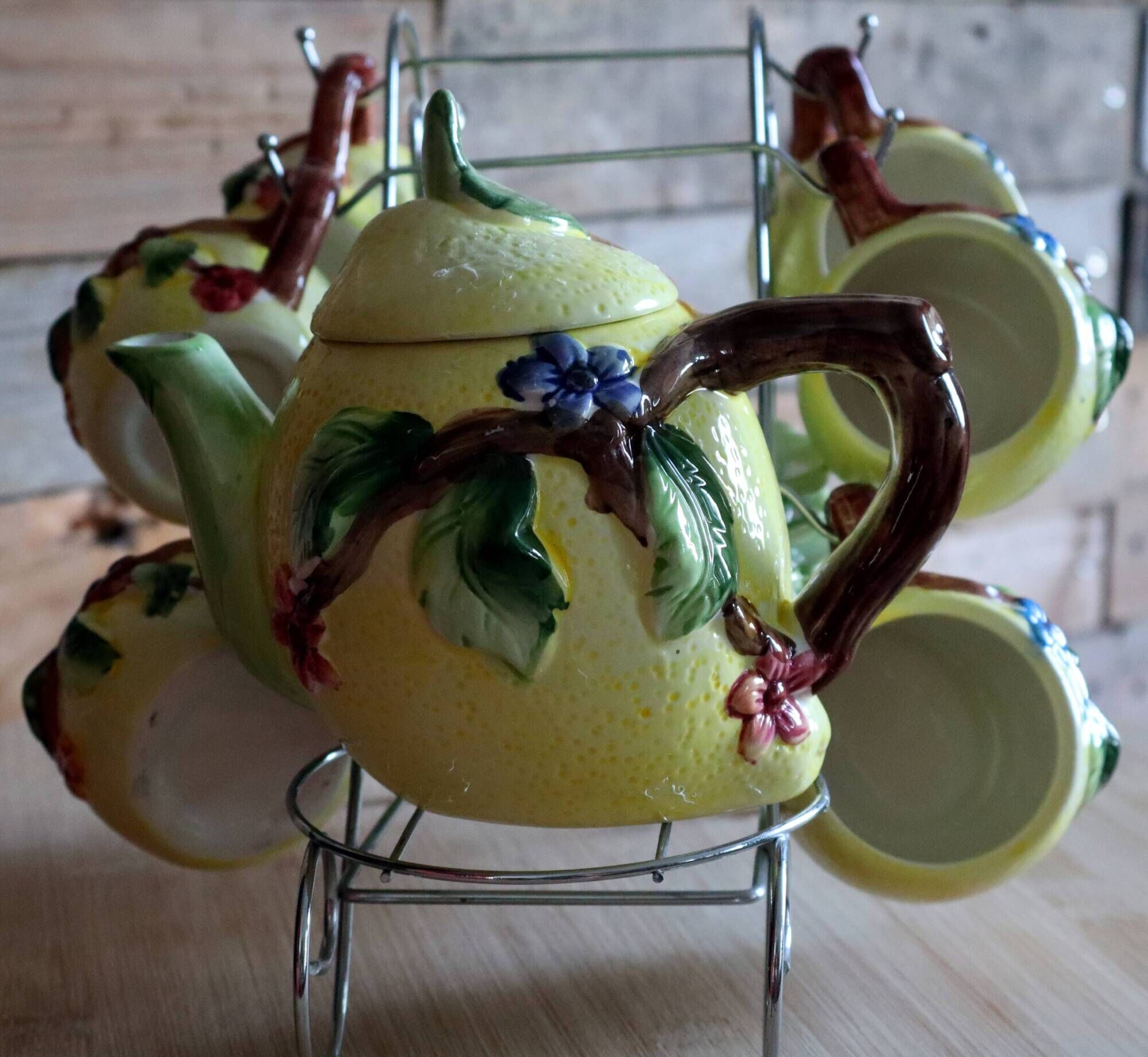 Tea / coffee service in earthenware "Lemon" on display – 15 pieces
