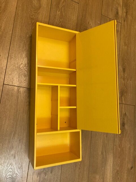 60s plastic toilet