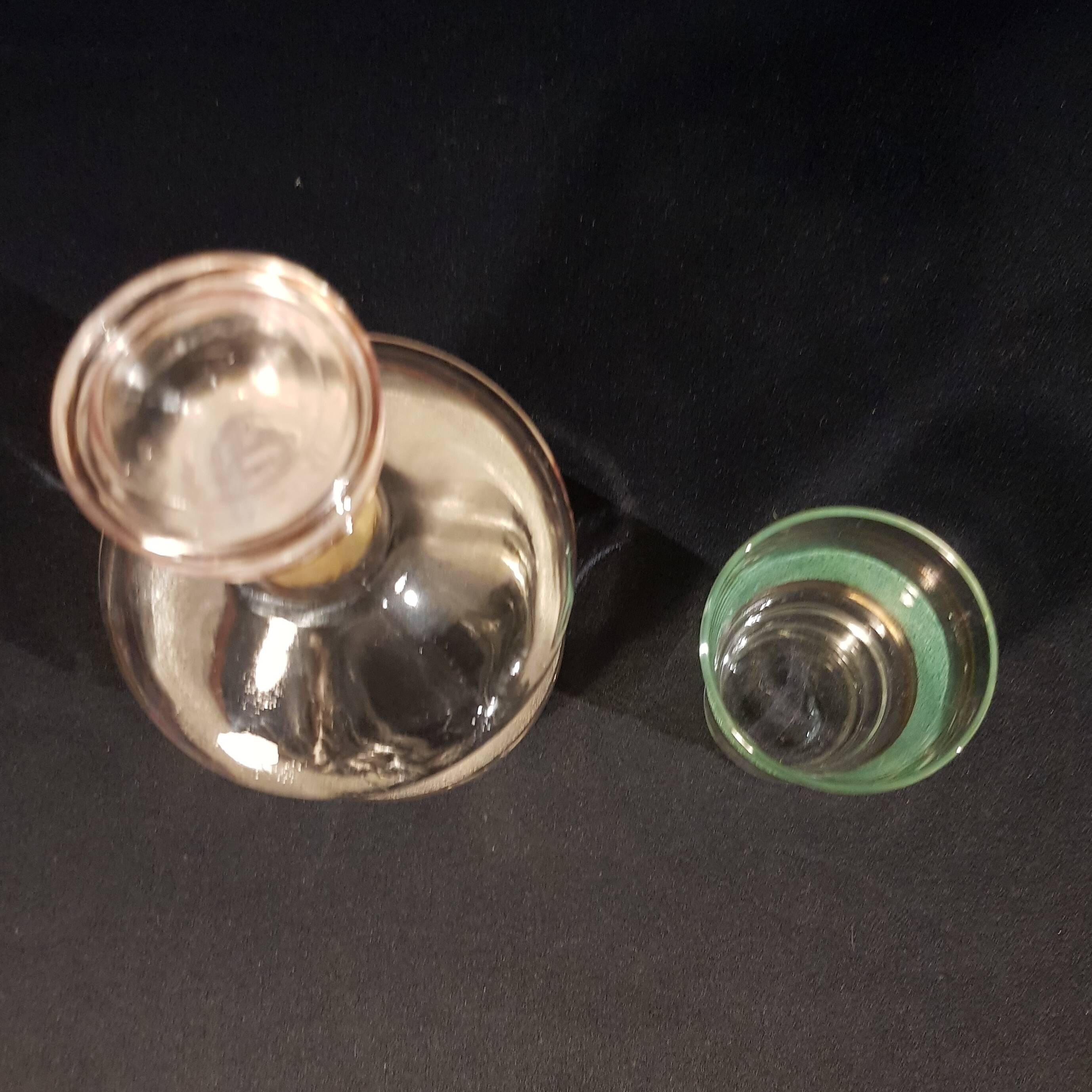 Carafe and glass in granite glass and gold edging